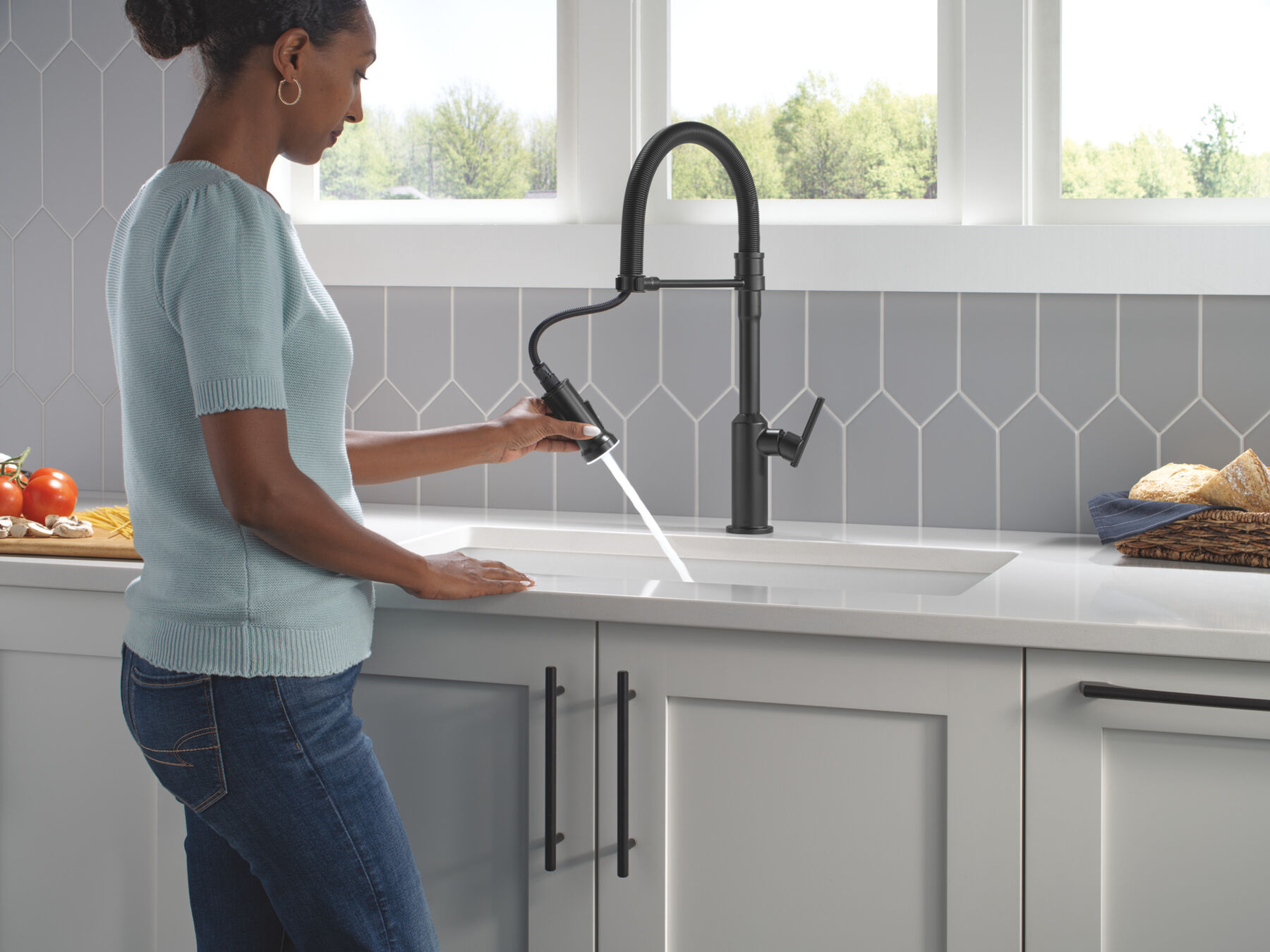 Single Handle Pull-Down Kitchen Faucet With Spring Spout, image 2