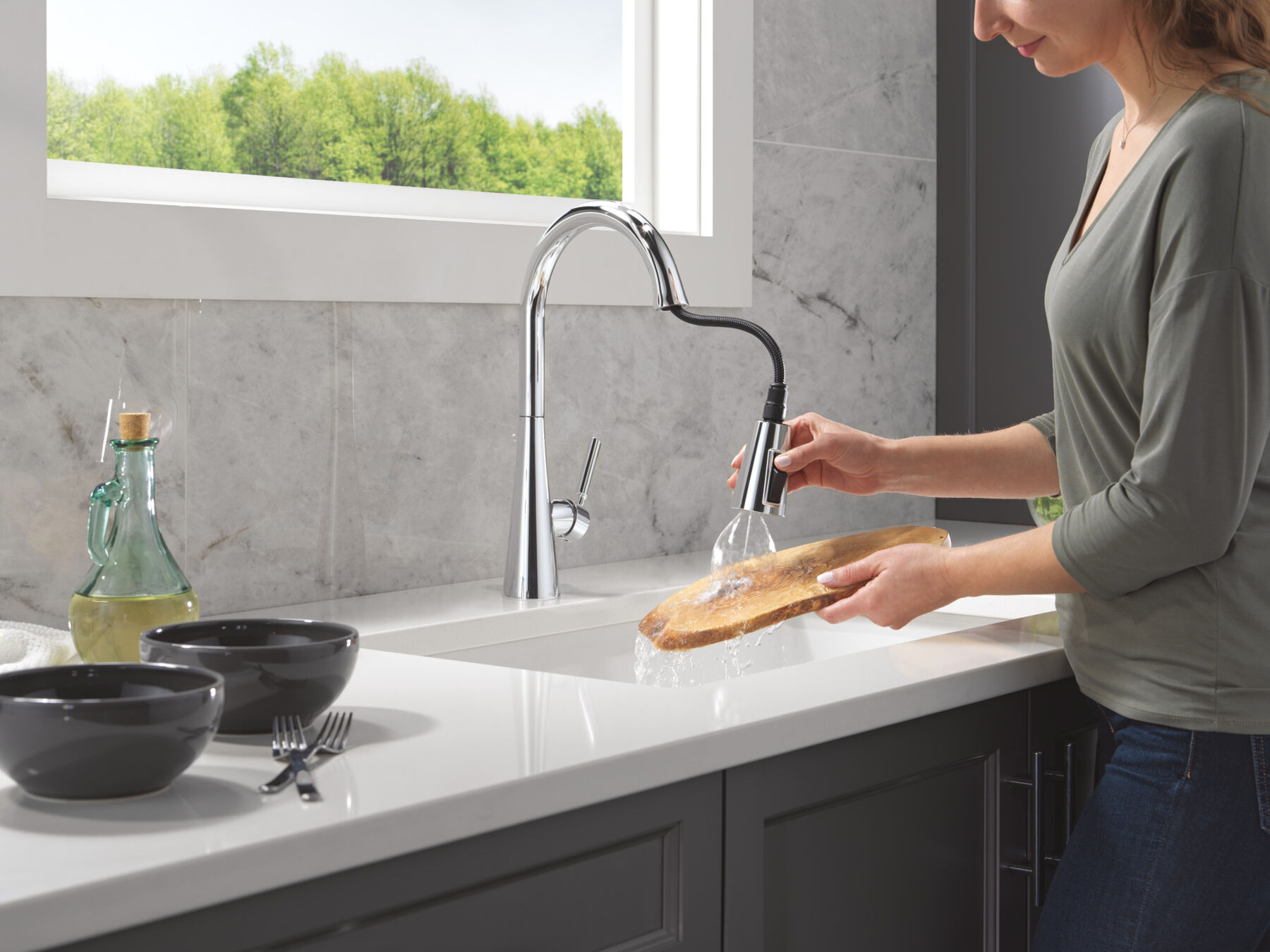 Single Handle Kitchen Pull-Down Faucet, image 4