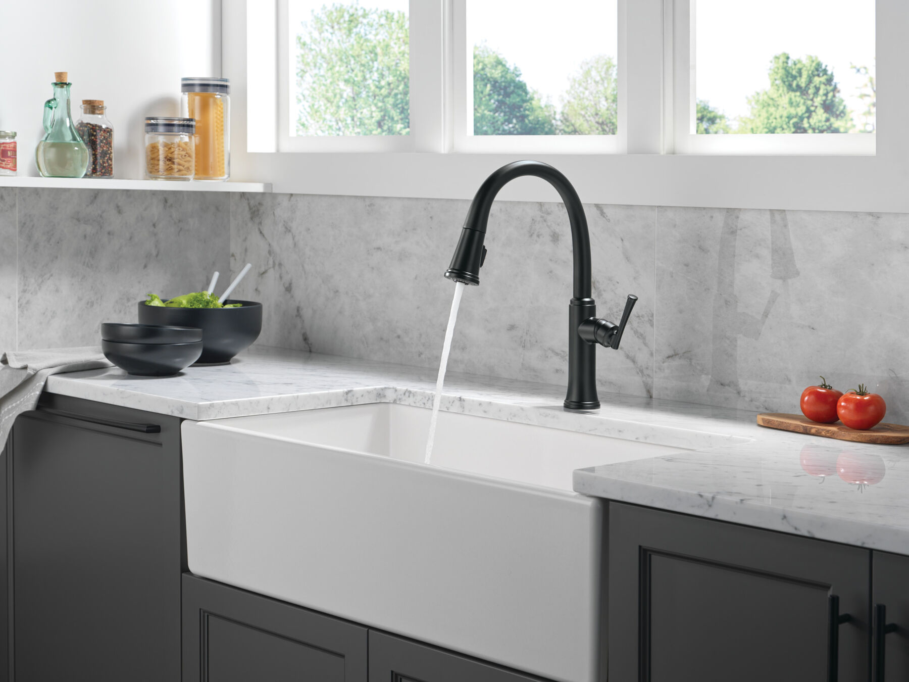Single Handle Pull-Down Kitchen Faucet, image 7