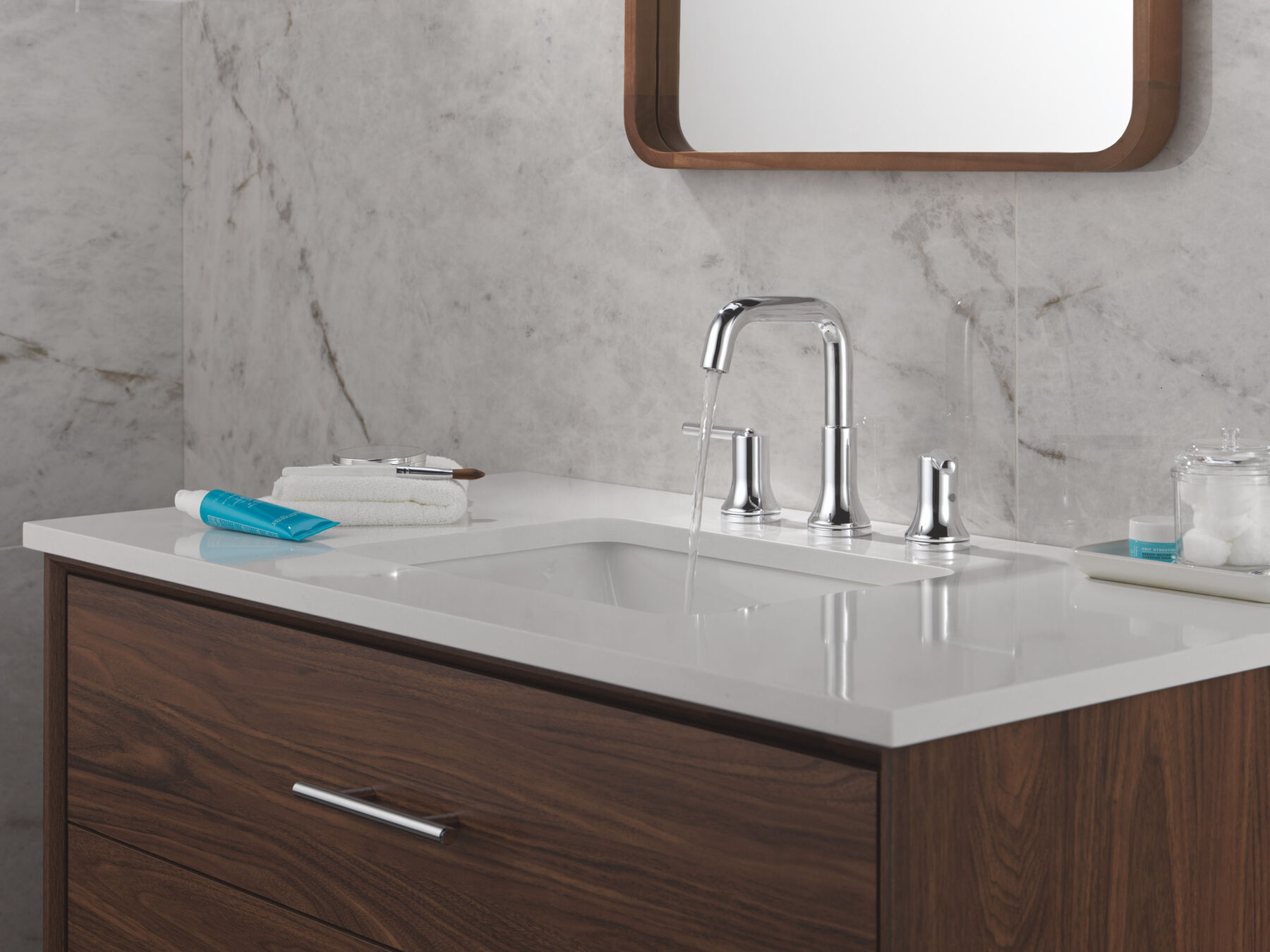 Two Handle Widespread Bathroom Faucet, image 2