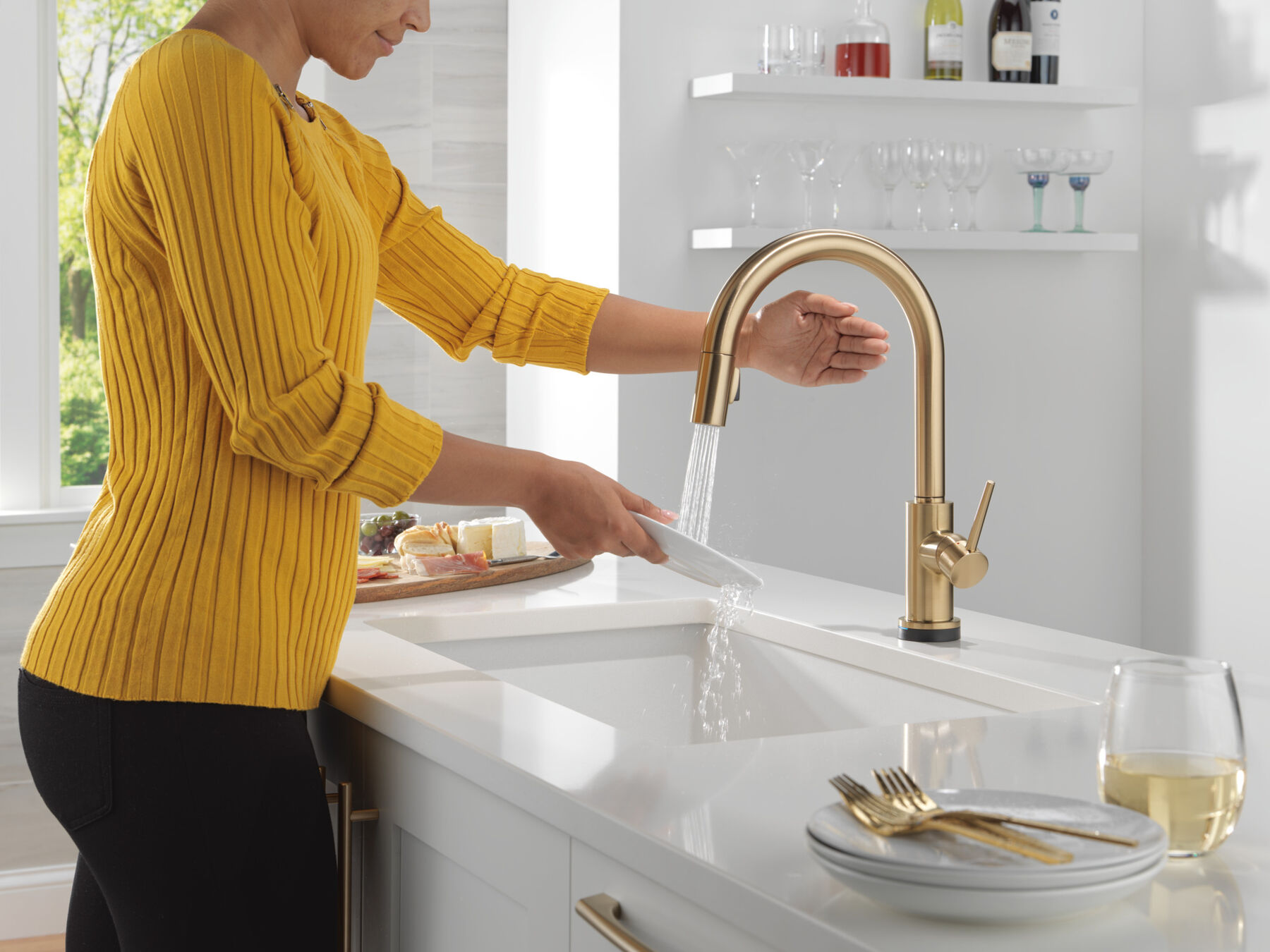 Touchless Pulldown Kitchen Faucet (Recertified), image 5