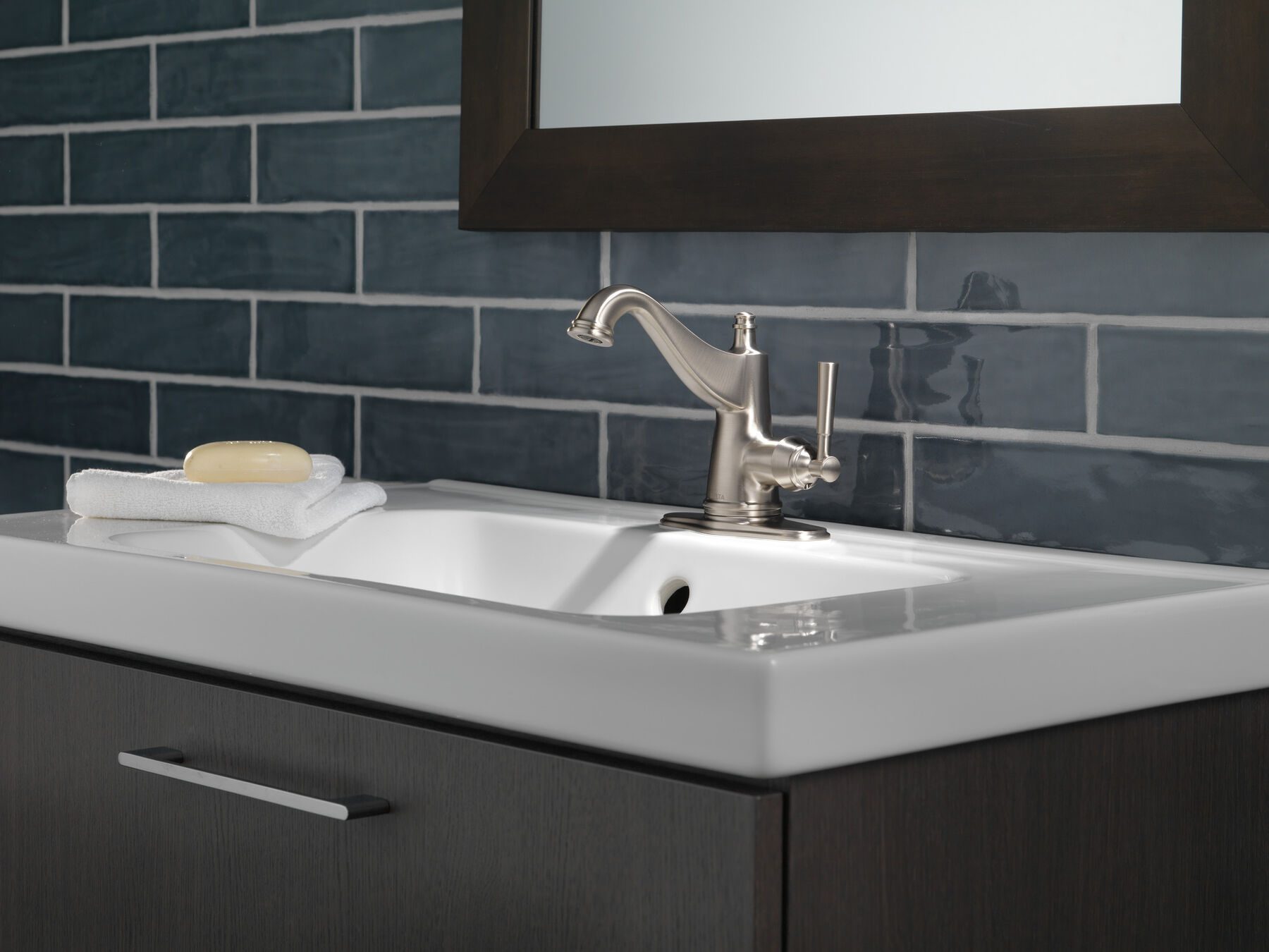 Single Handle Bathroom Faucet, image 3