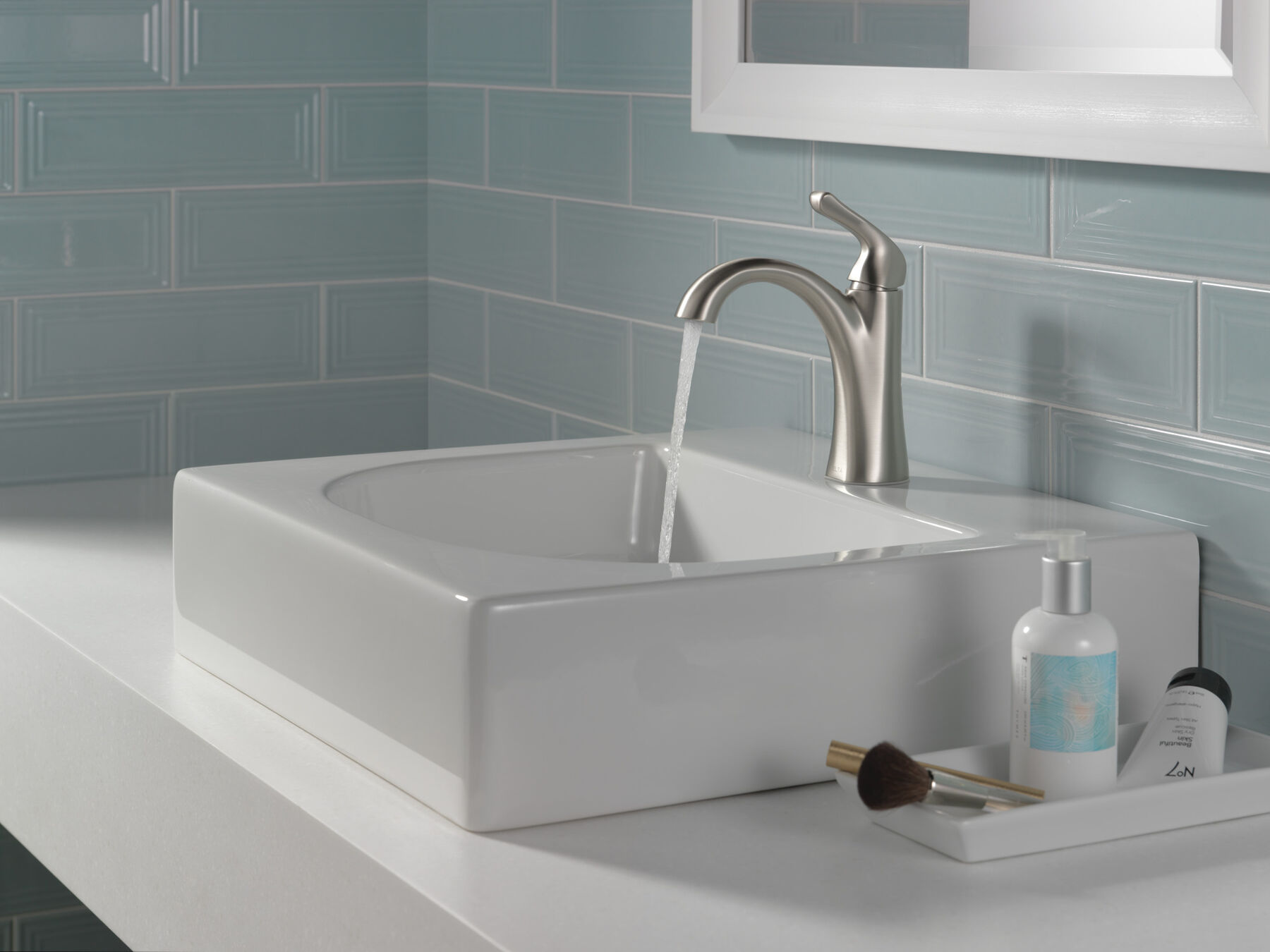 Single-Hole Bathroom Faucet 1L (Recertified), image 3