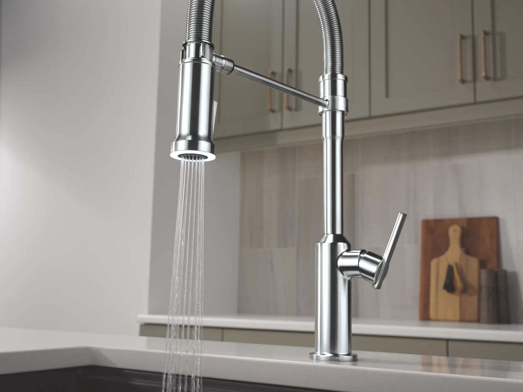 Single Handle Pull-Down Kitchen Faucet With Spring Spout
