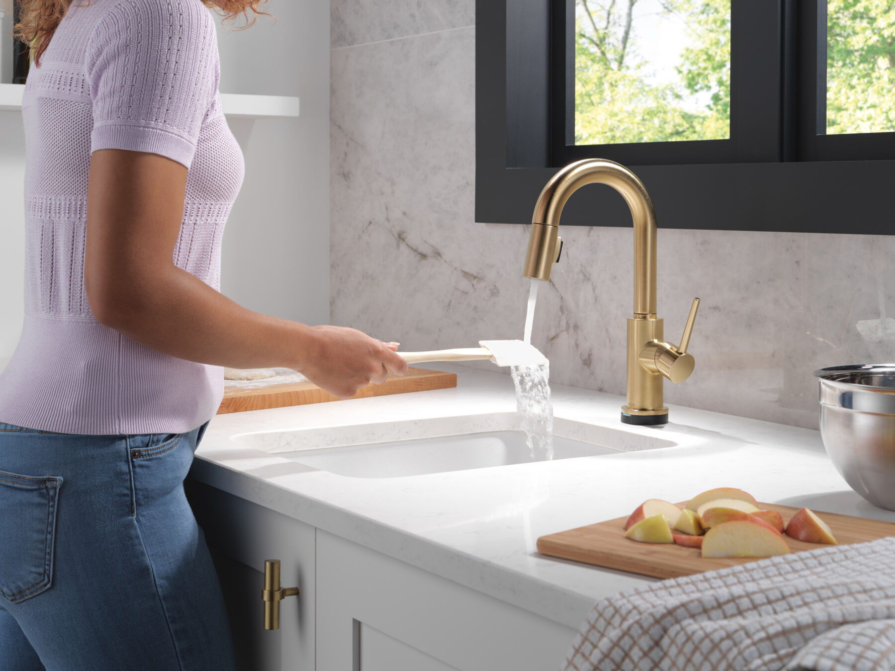 Touch2O® Bar / Prep Faucet with Touchless Technology, image 10