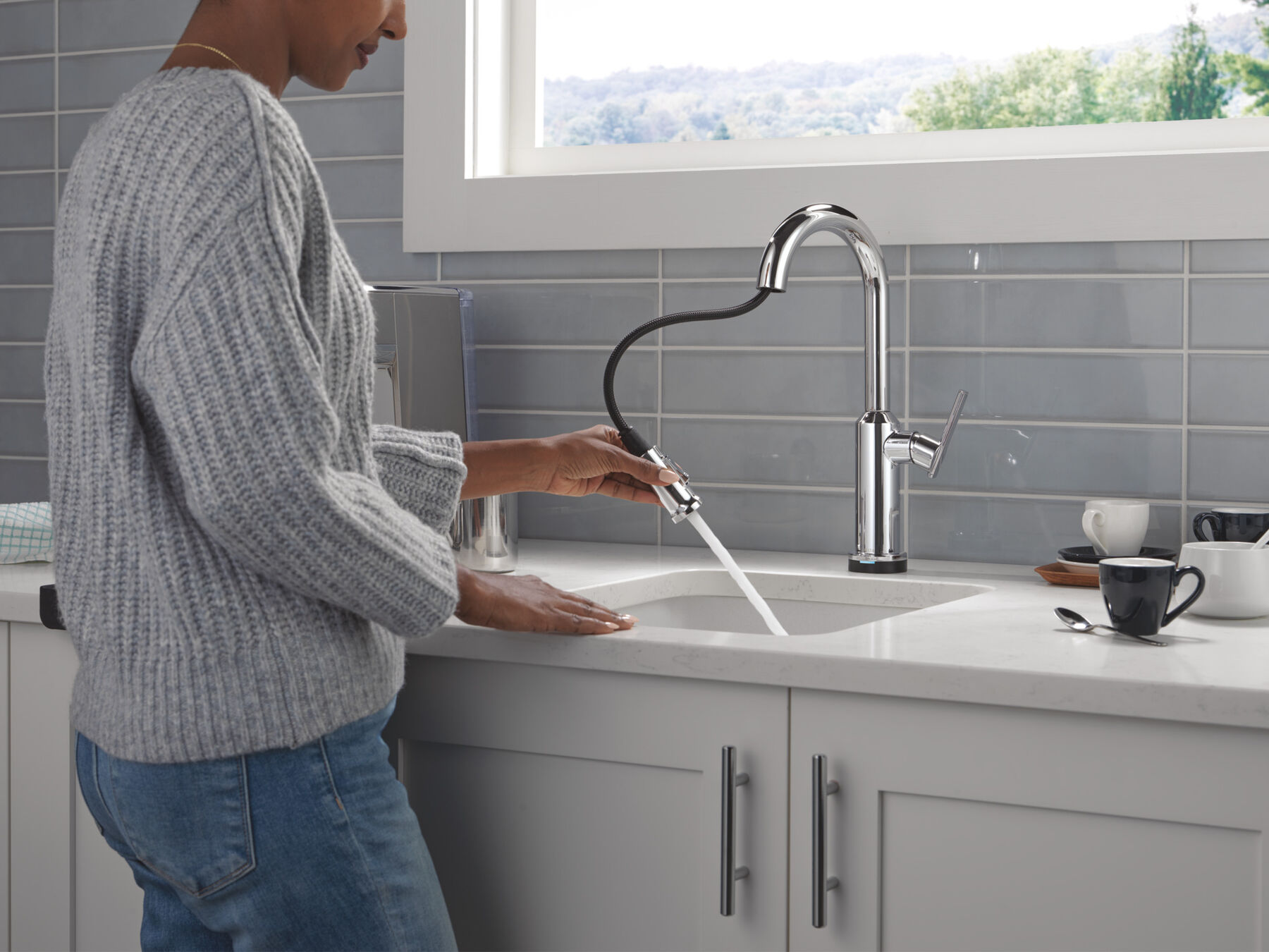 Touch2O&reg; Bar / Prep Faucet with Touchless Technology, image 3