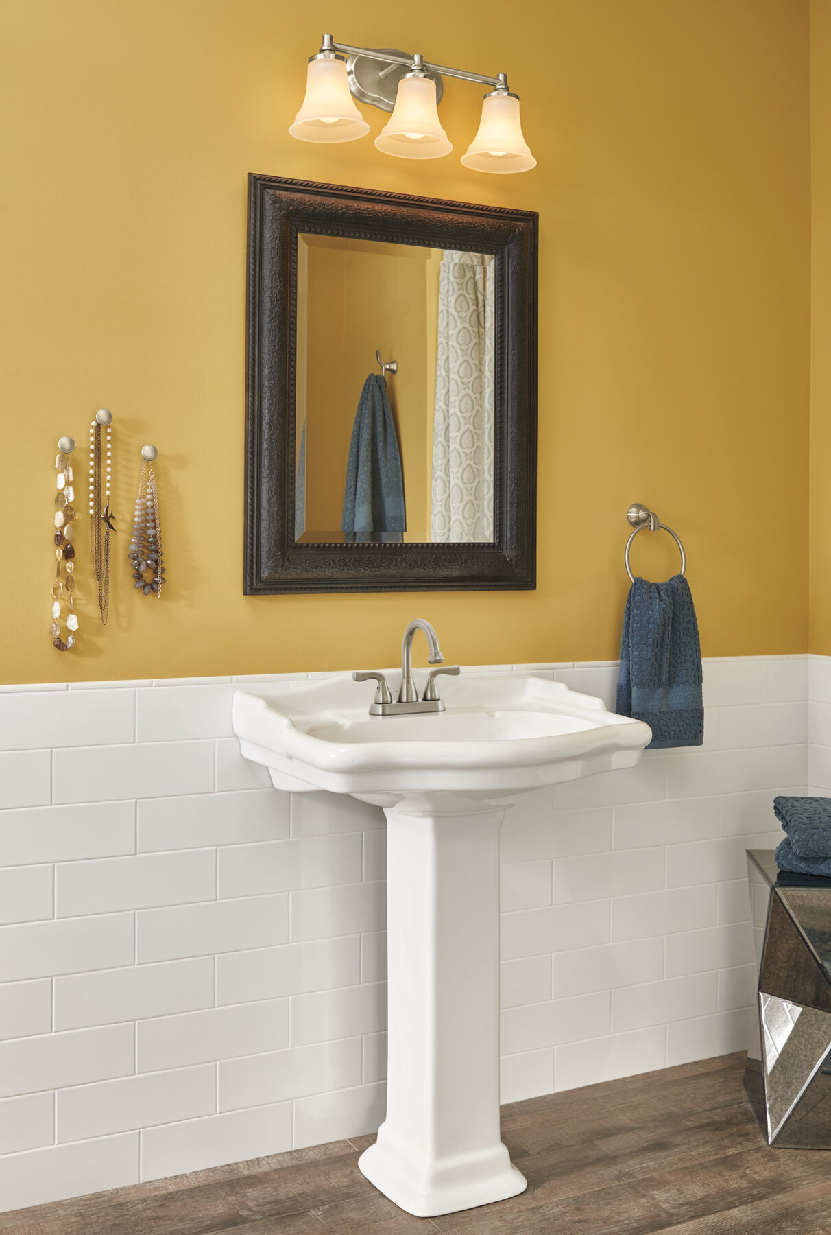 Two Handle Centerset Bathroom Faucet Stackout (Recertified)