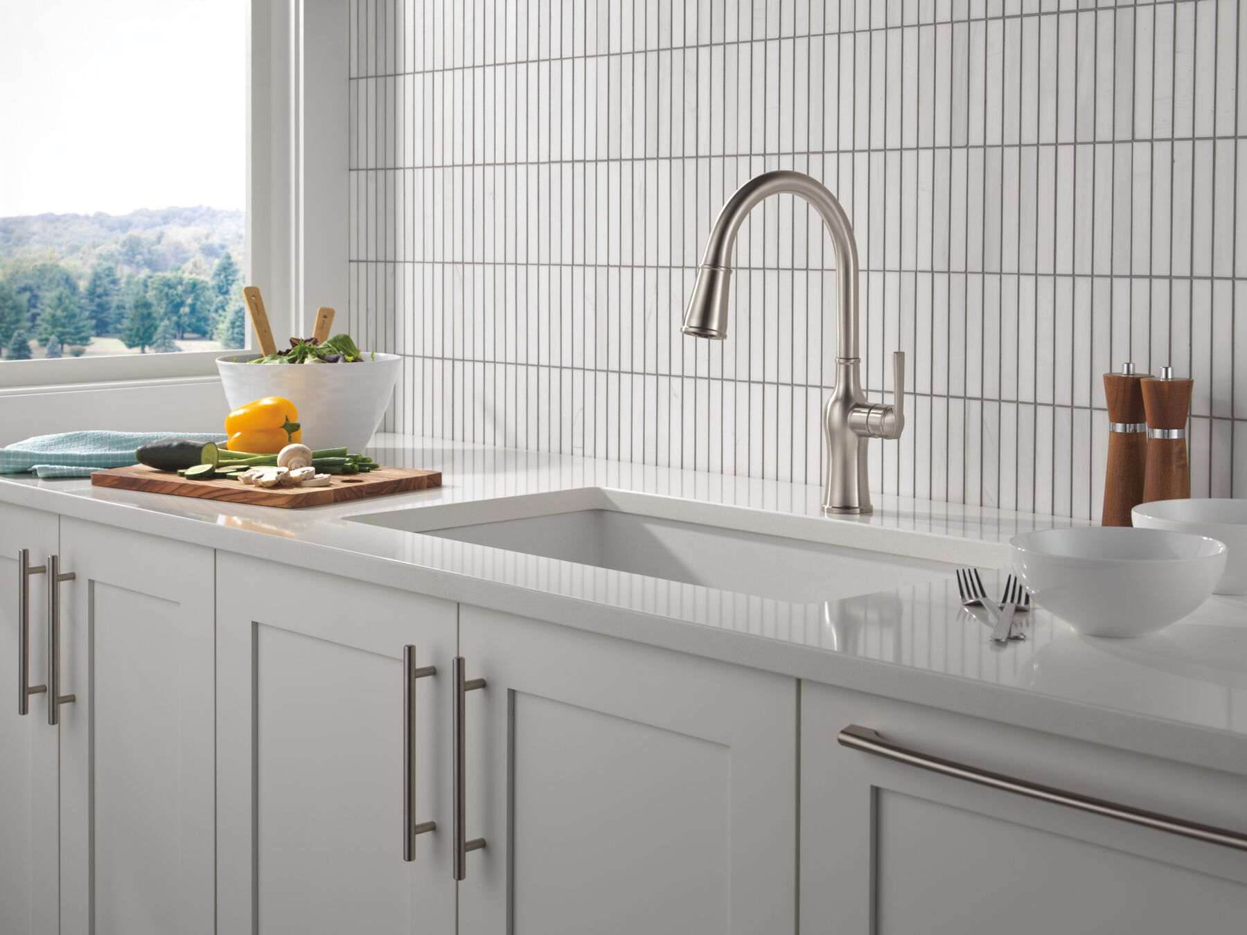 Single Handle Pull-Down Kitchen Faucet, image 9