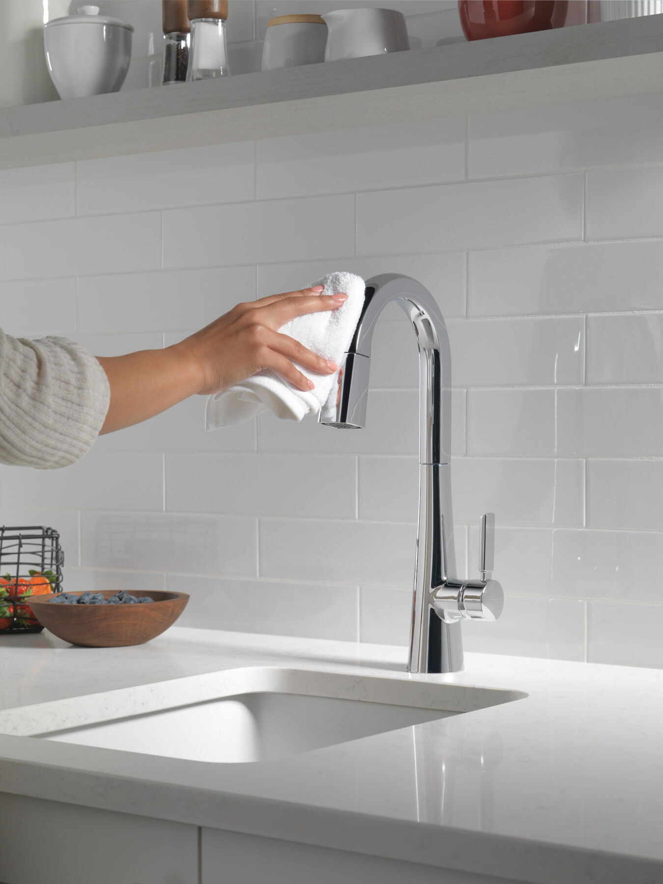 Single Handle Pull-Down Bar/Prep Faucet, image 3