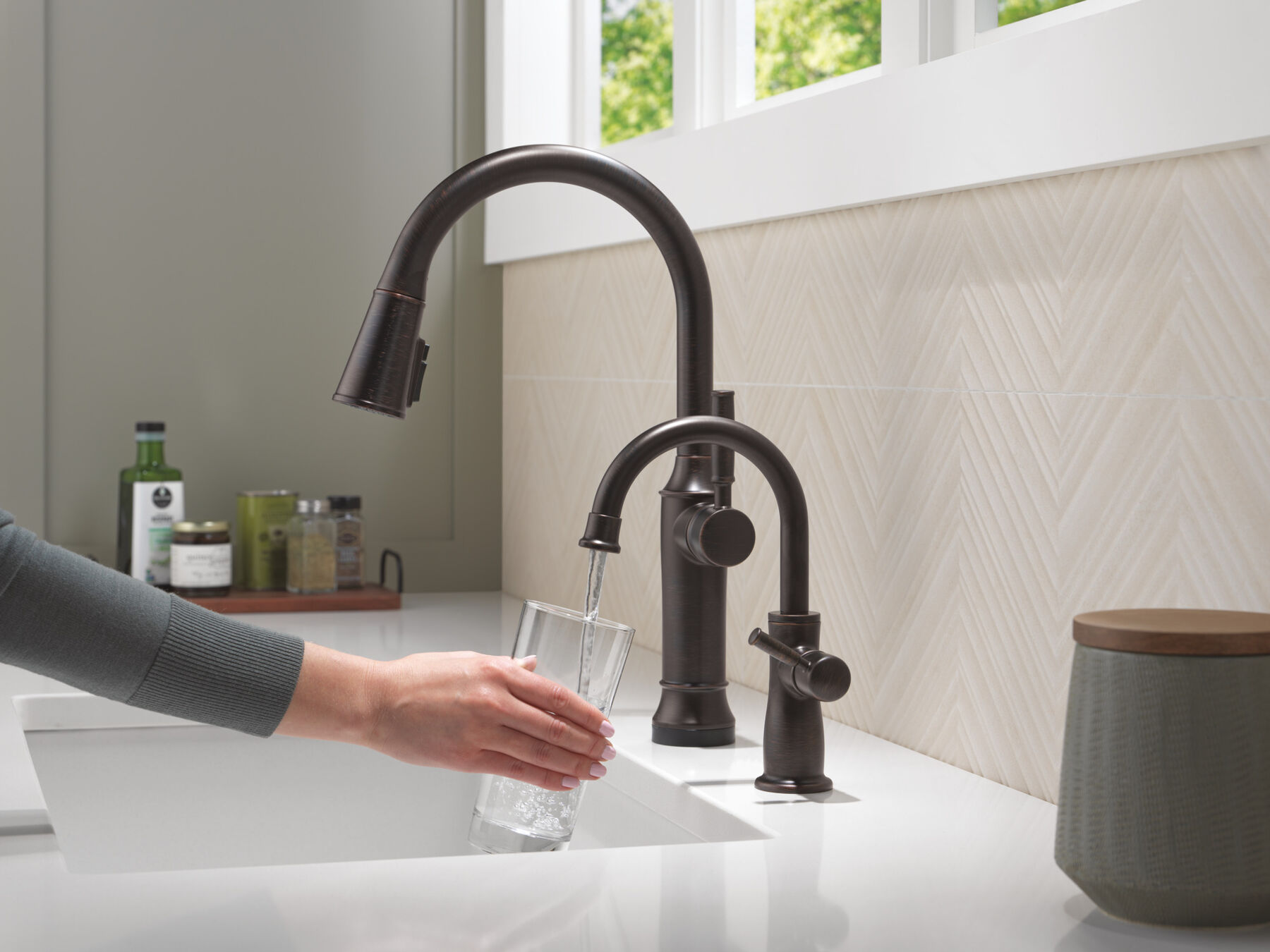 Touch<sub>2</sub>O® Technology Kitchen Faucet with Touchless Technology, image 1