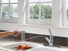 Single Handle Pull-Out Kitchen Faucet