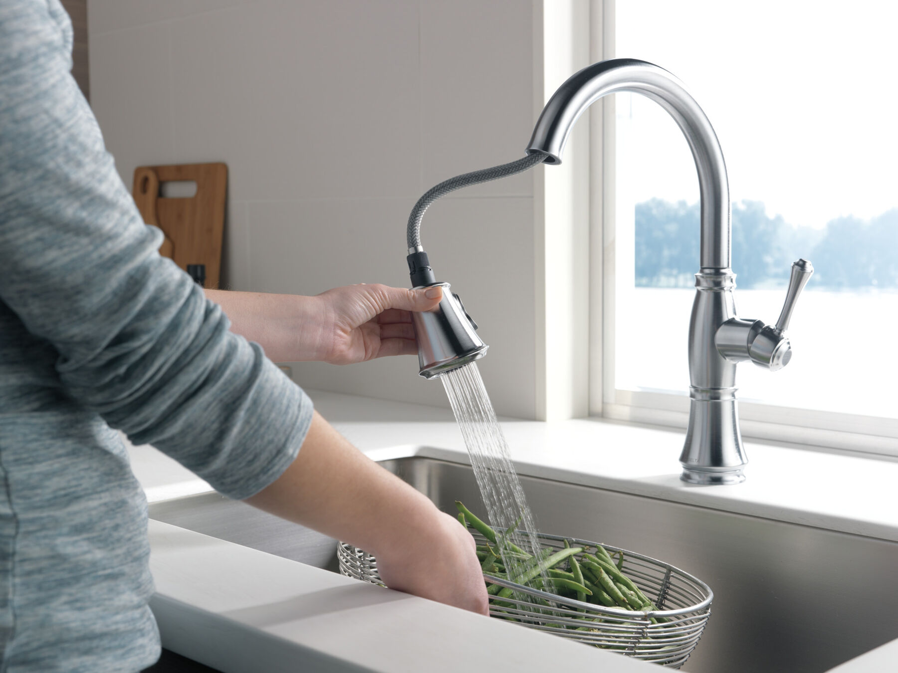 Single Handle Pull-Down Kitchen Faucet (Recertified), image 5
