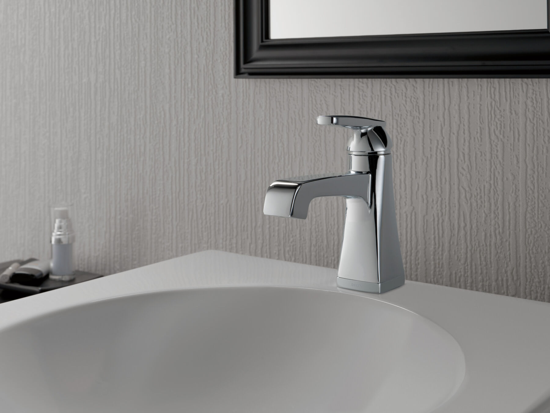 Single Handle Bathroom Faucet, image 2