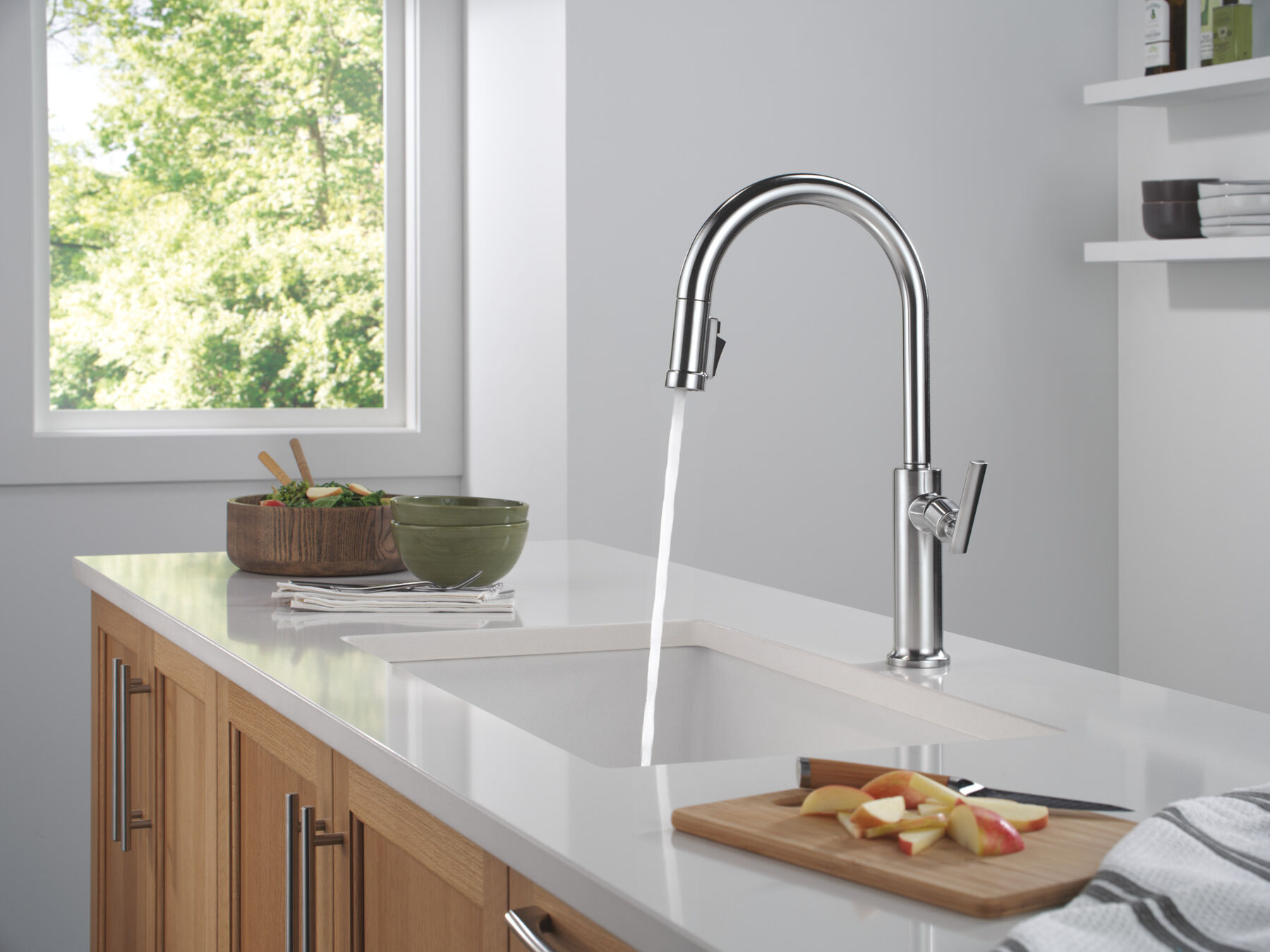 Single Handle Pull-Down Kitchen Faucet