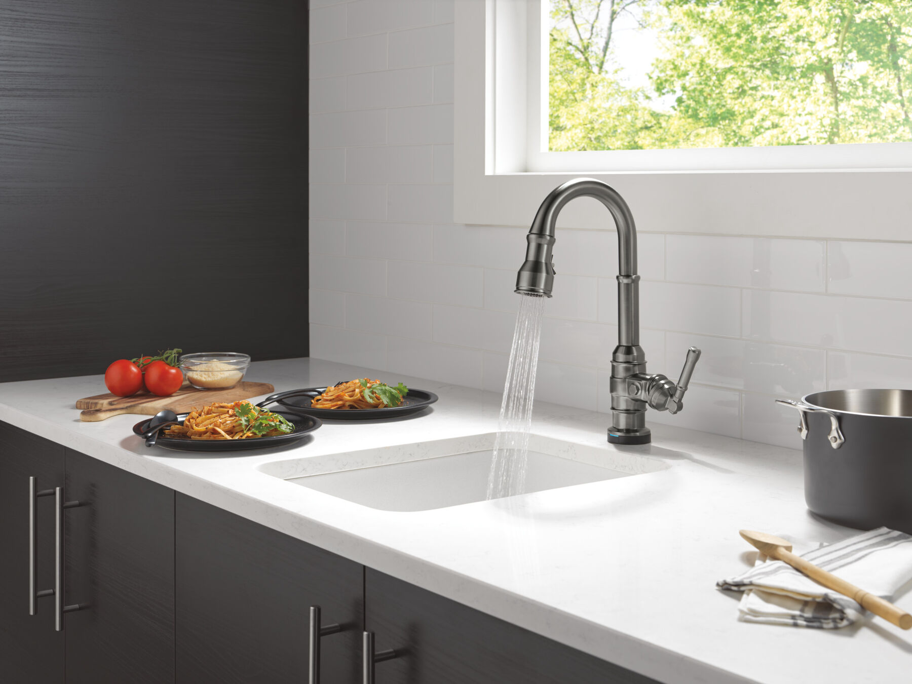 Touch2O® Bar / Prep Faucet with Touchless Technology, image 11