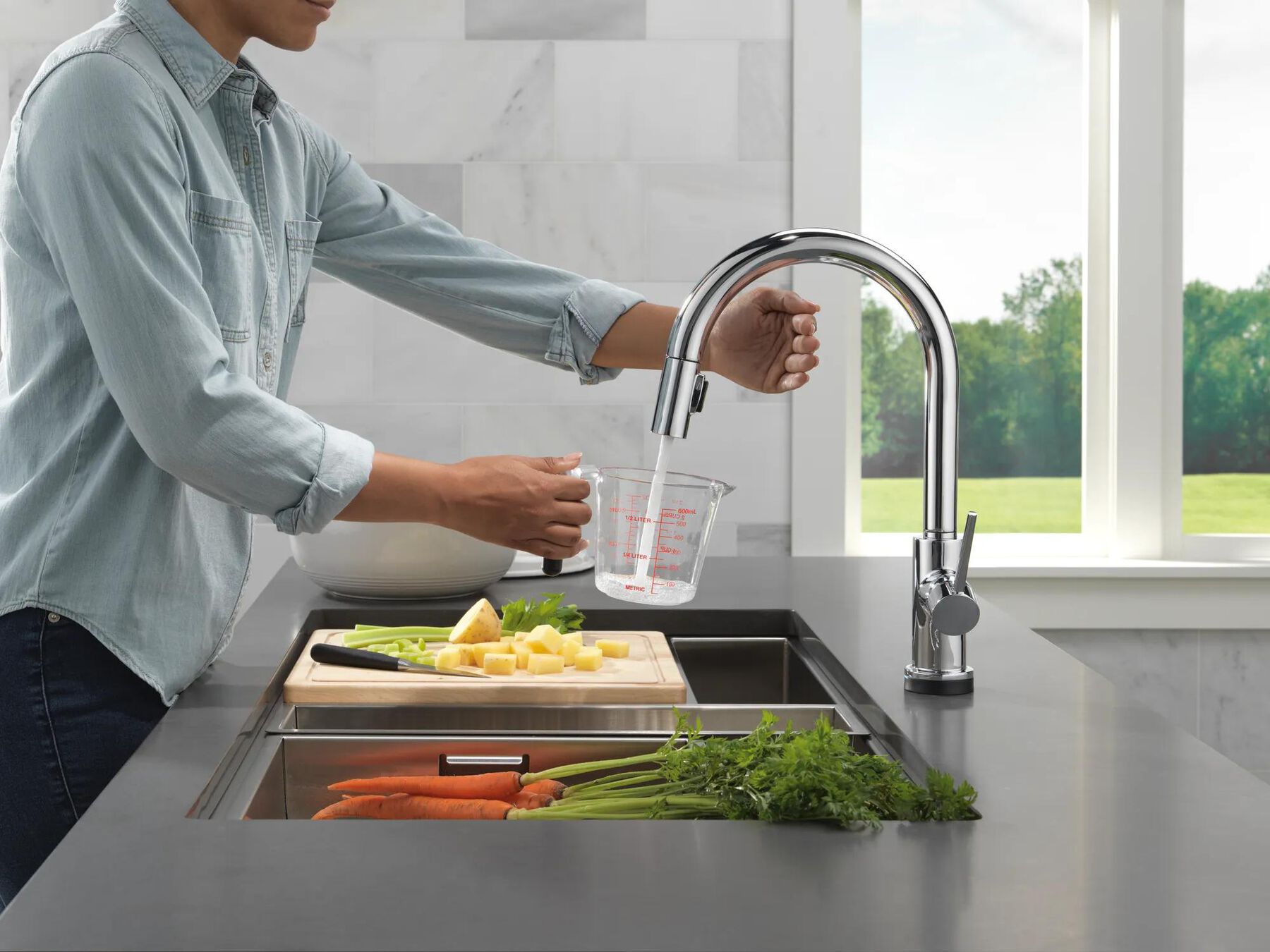 Touch2O with Touchless and VoiceIQ&reg; Technology Single Handle Pull-Down Kitchen Faucet with Soap Dispenser