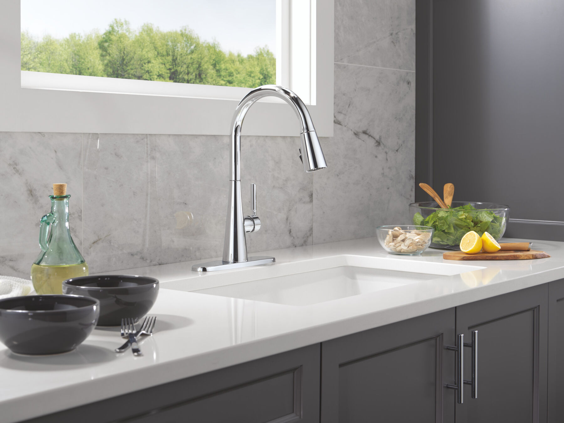 Single Handle Kitchen Pull-Down Faucet, image 2