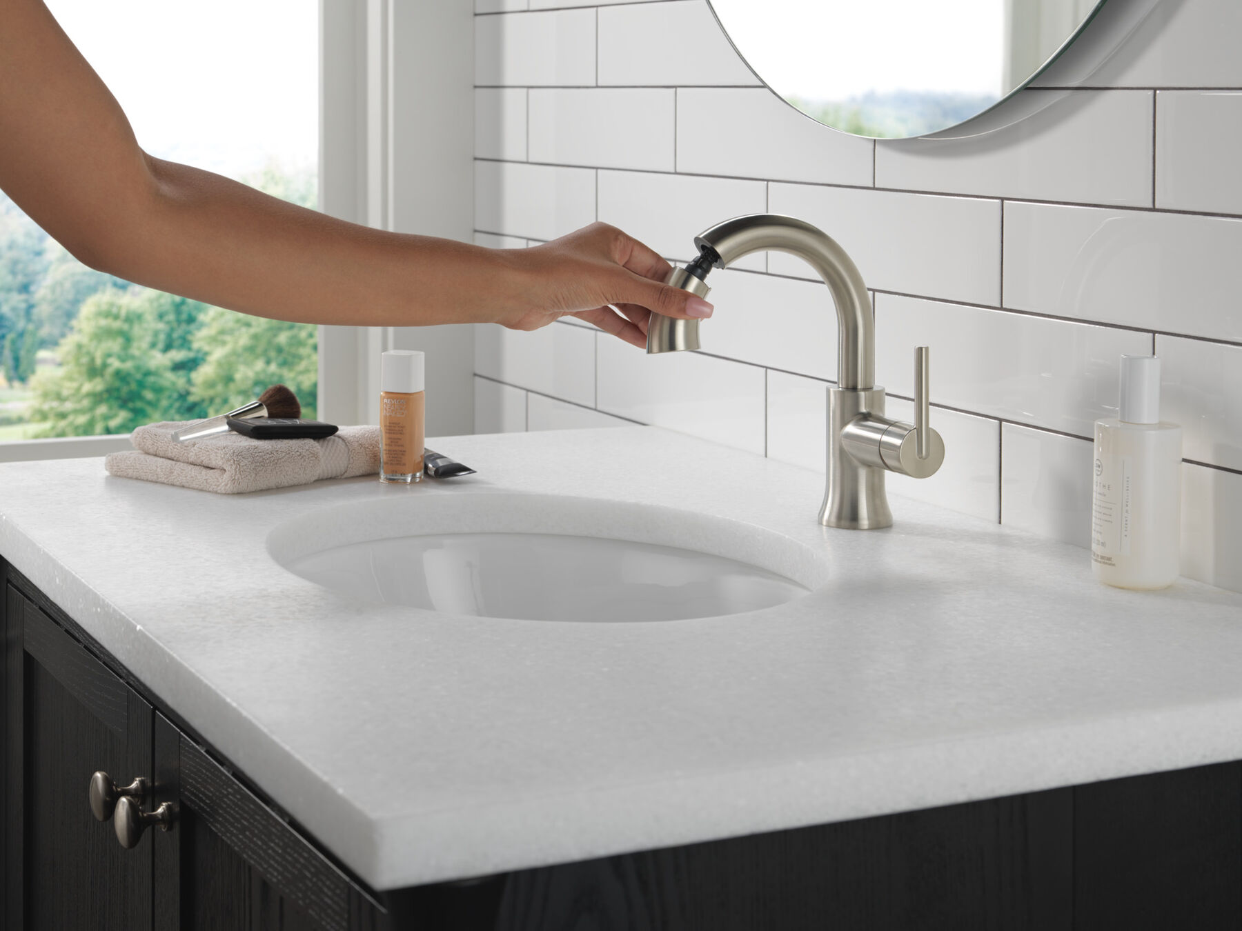 Single Handle Pull Down Bathroom Faucet (Recertified)