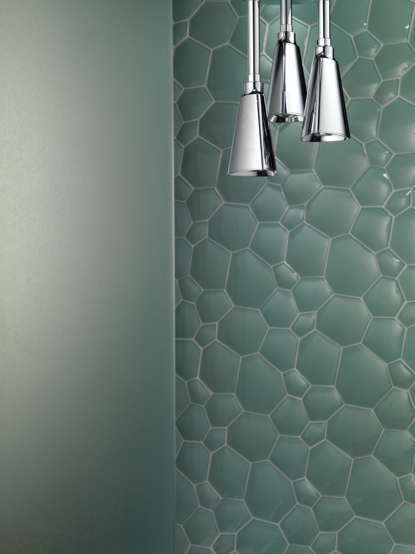 H<sub>2</sub>Okinetic® Pendant Raincan Shower Head, image 15
