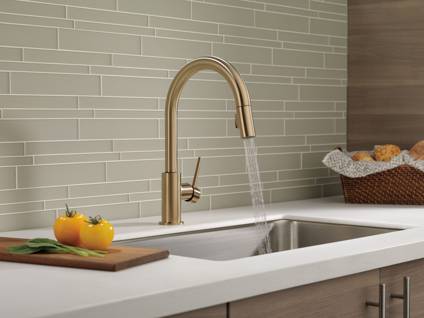 Single Handle Pull-Down Kitchen Faucet, image 18