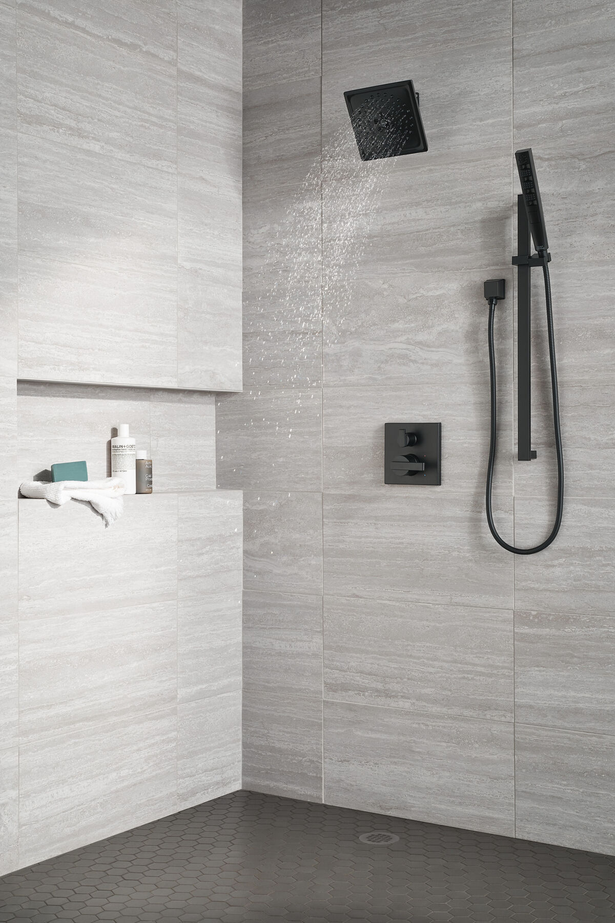 Angular Modern Monitor® 14 Series Valve Trim with 3-Setting Integrated Diverter, image 9