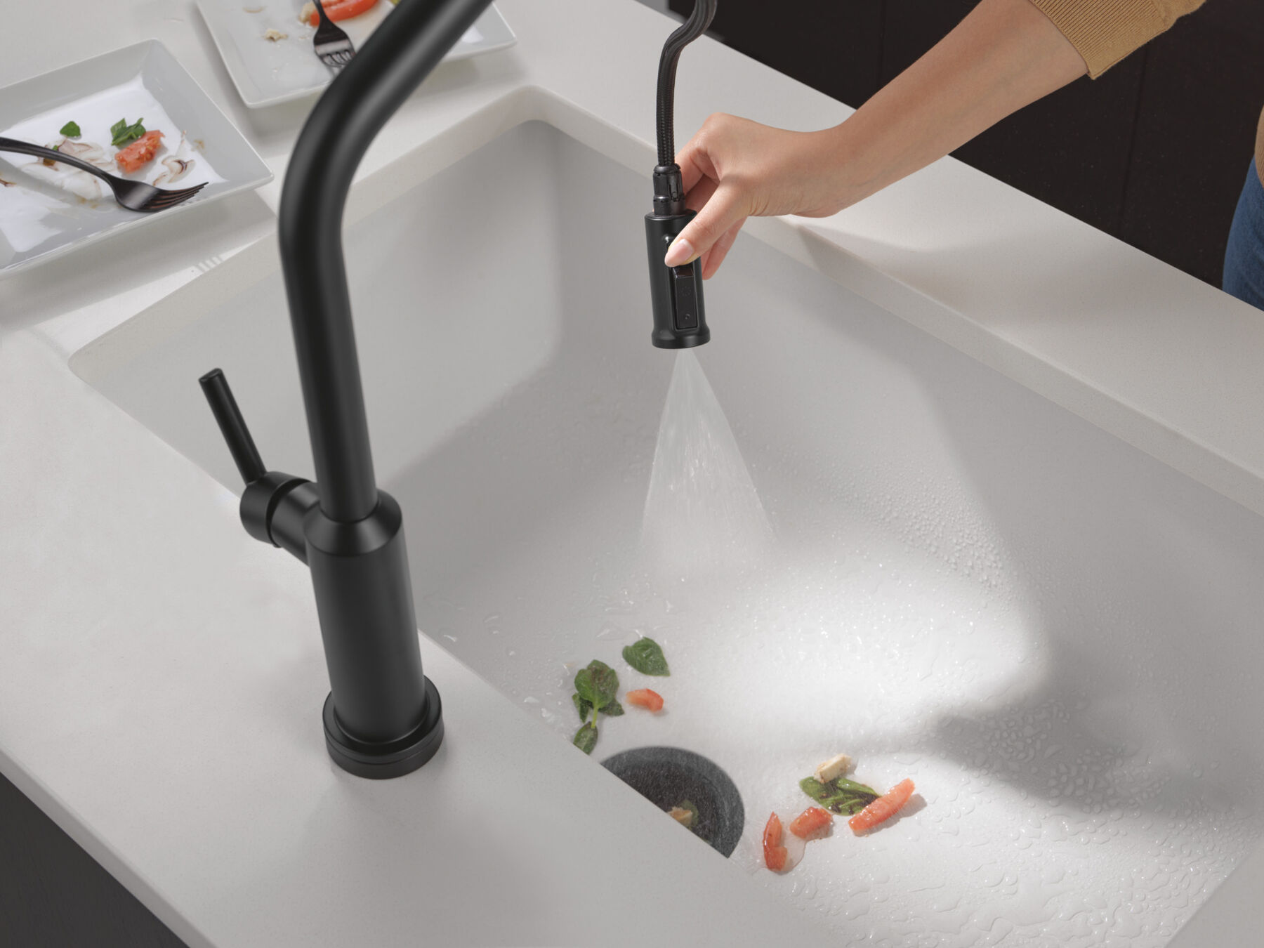 Touch2O&reg; Technology Kitchen Faucet with Touchless Technology, image 7