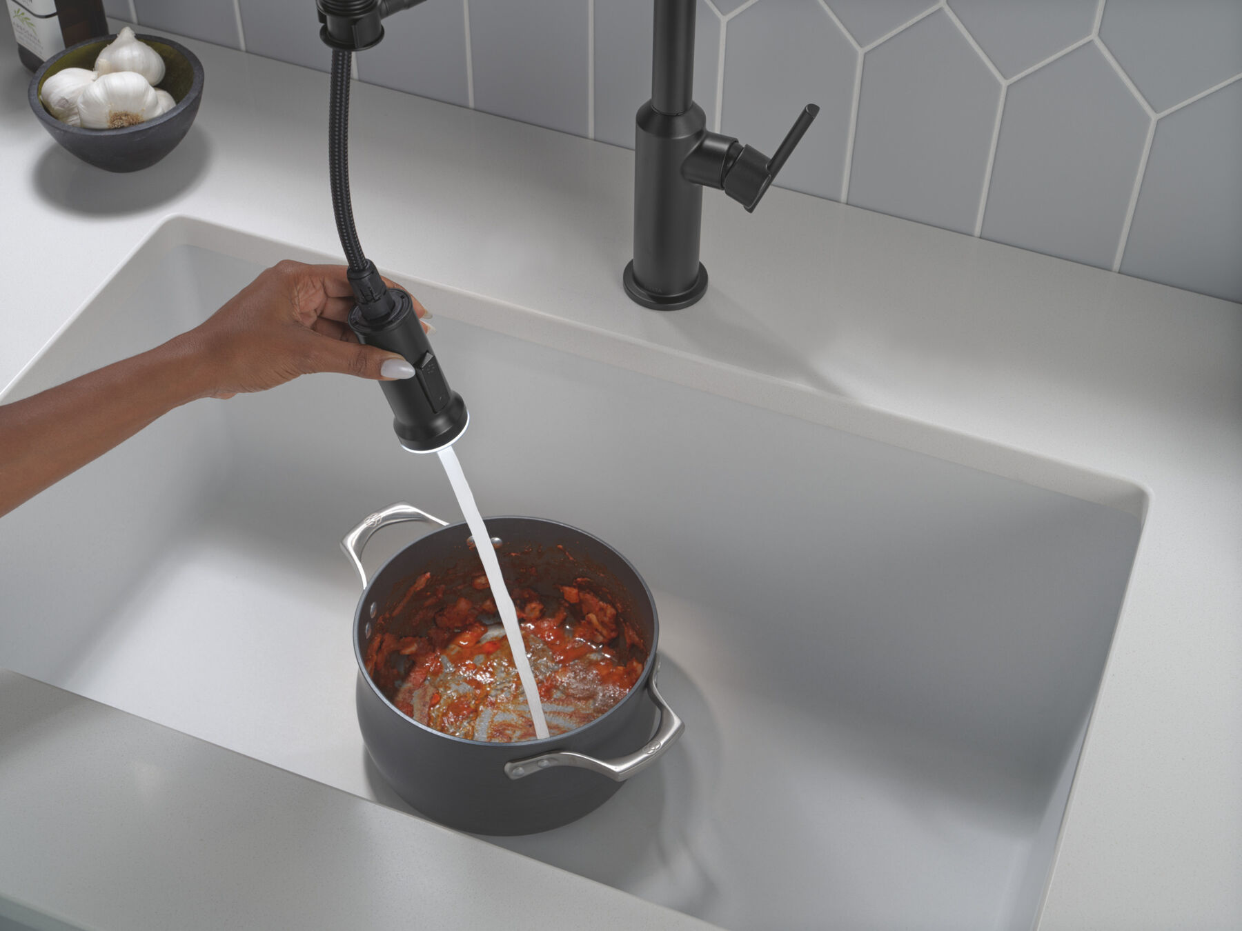 Single Handle Pull-Down Kitchen Faucet With Spring Spout, image 4