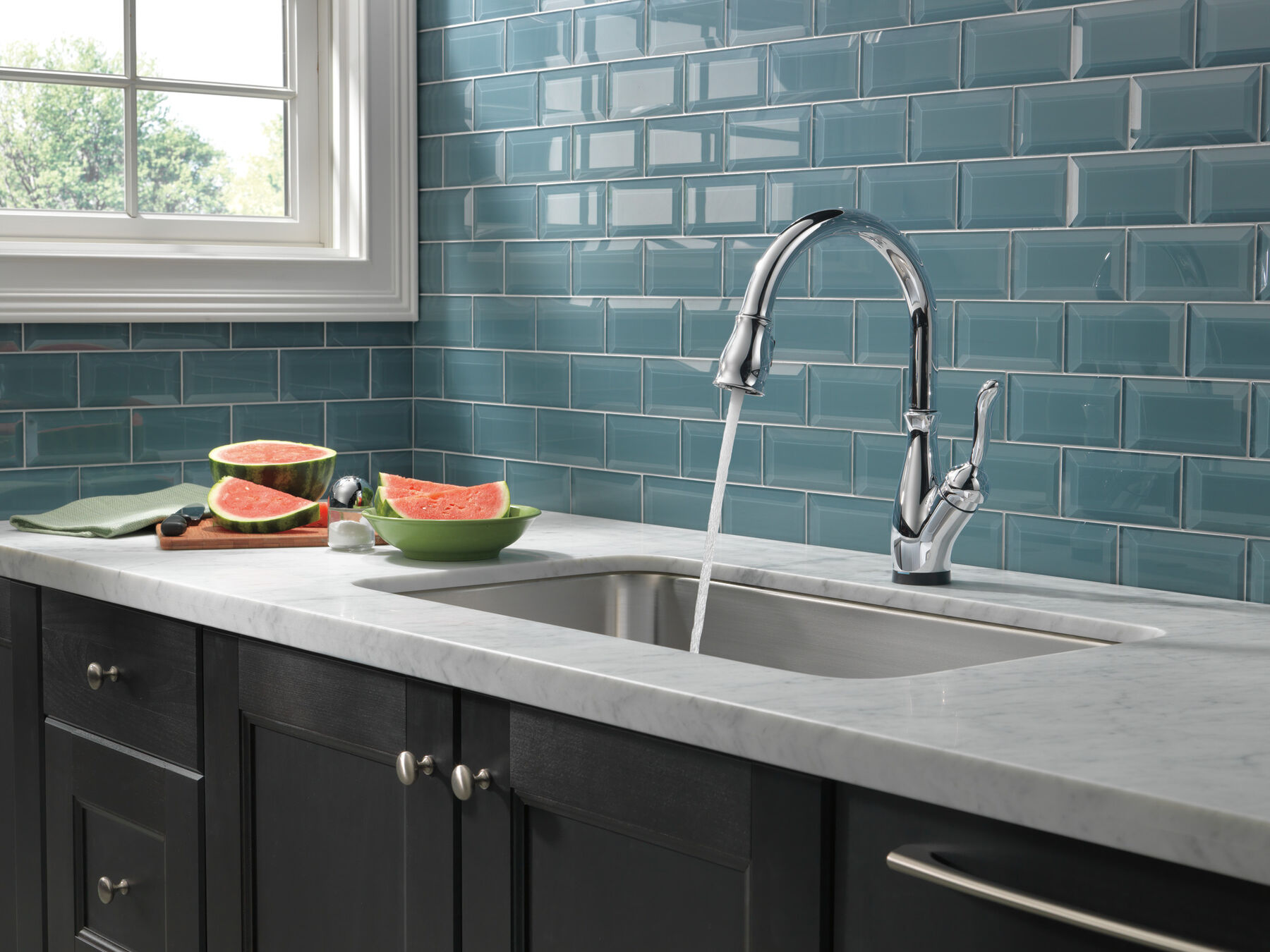 Single Handle Pull-Down Kitchen Faucet with Touch<sub>2</sub>O&reg; and ShieldSpray&reg; Technologies