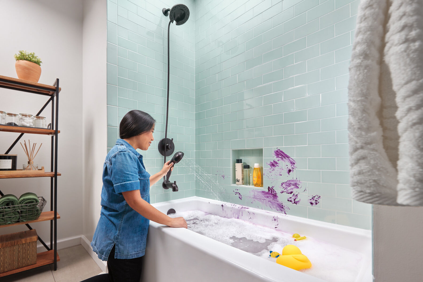 H<sub>2</sub>Okinetic® In2ition® 5-Setting Two-in-One Shower, image 17