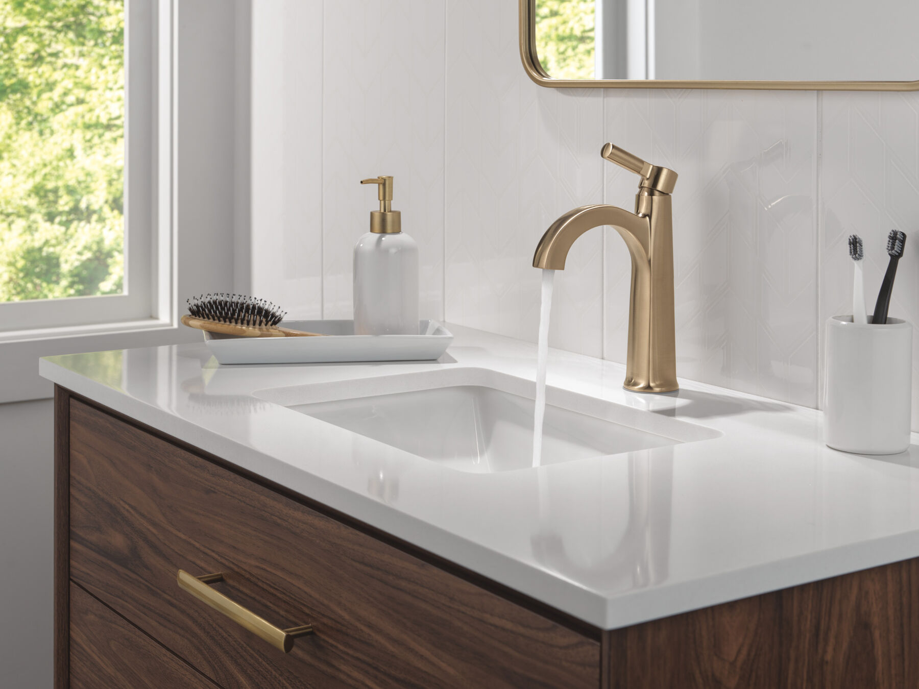 Single Lever - Champagne Bronze (Recertified)