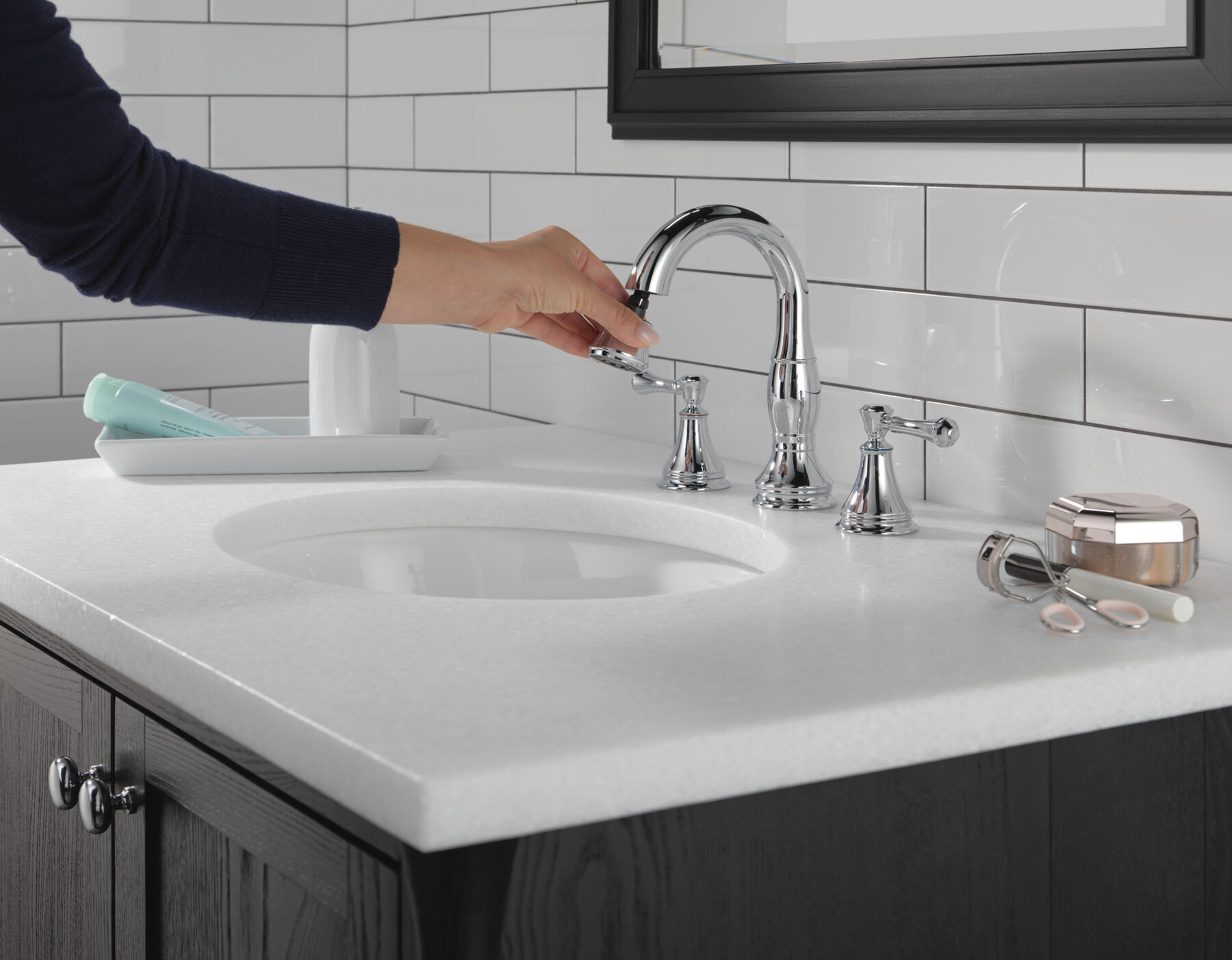 Two Handle Widespread Pull-Down Bathroom Faucet