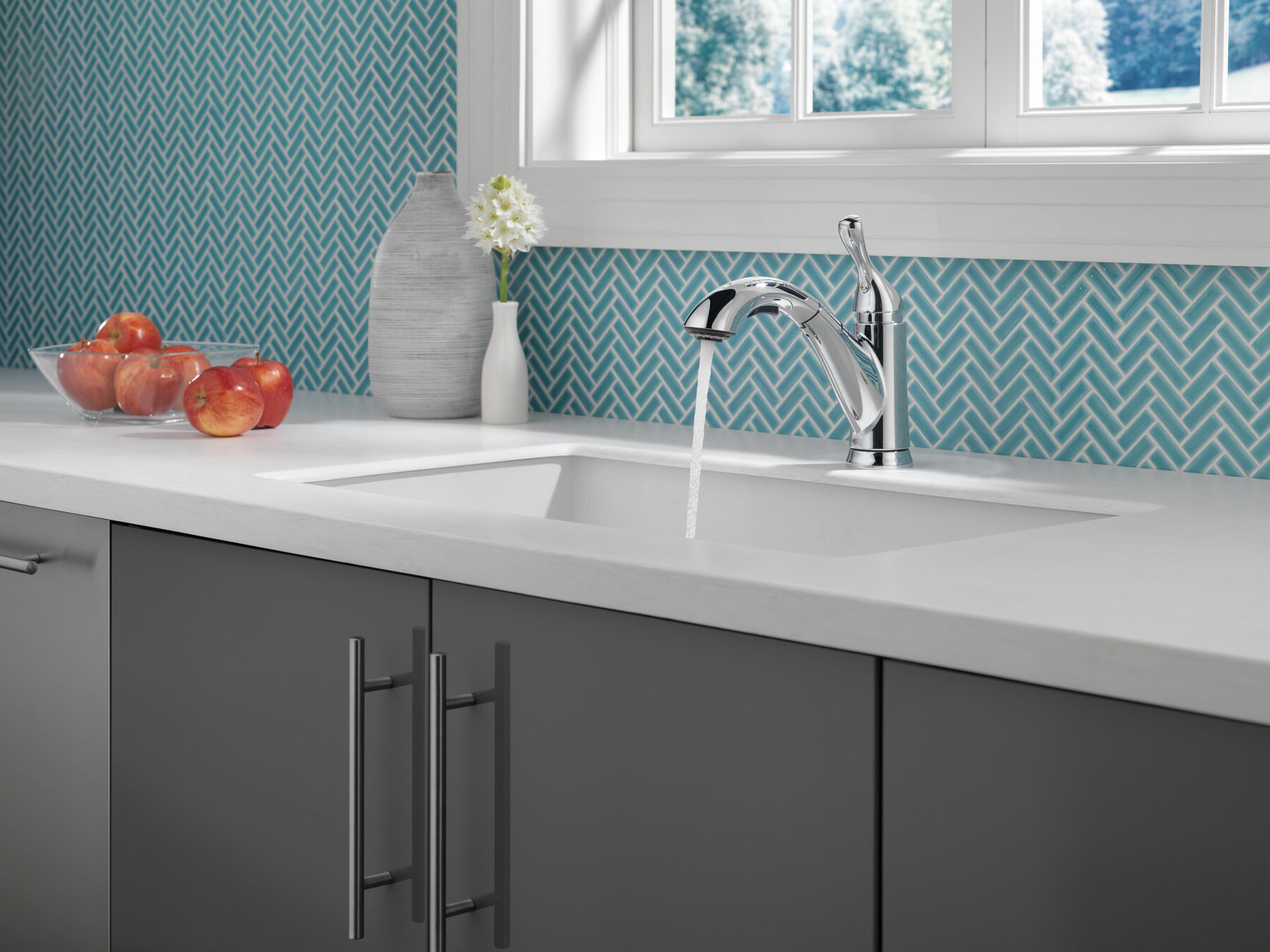 Single Handle Pull-Out Kitchen Faucet, image 10
