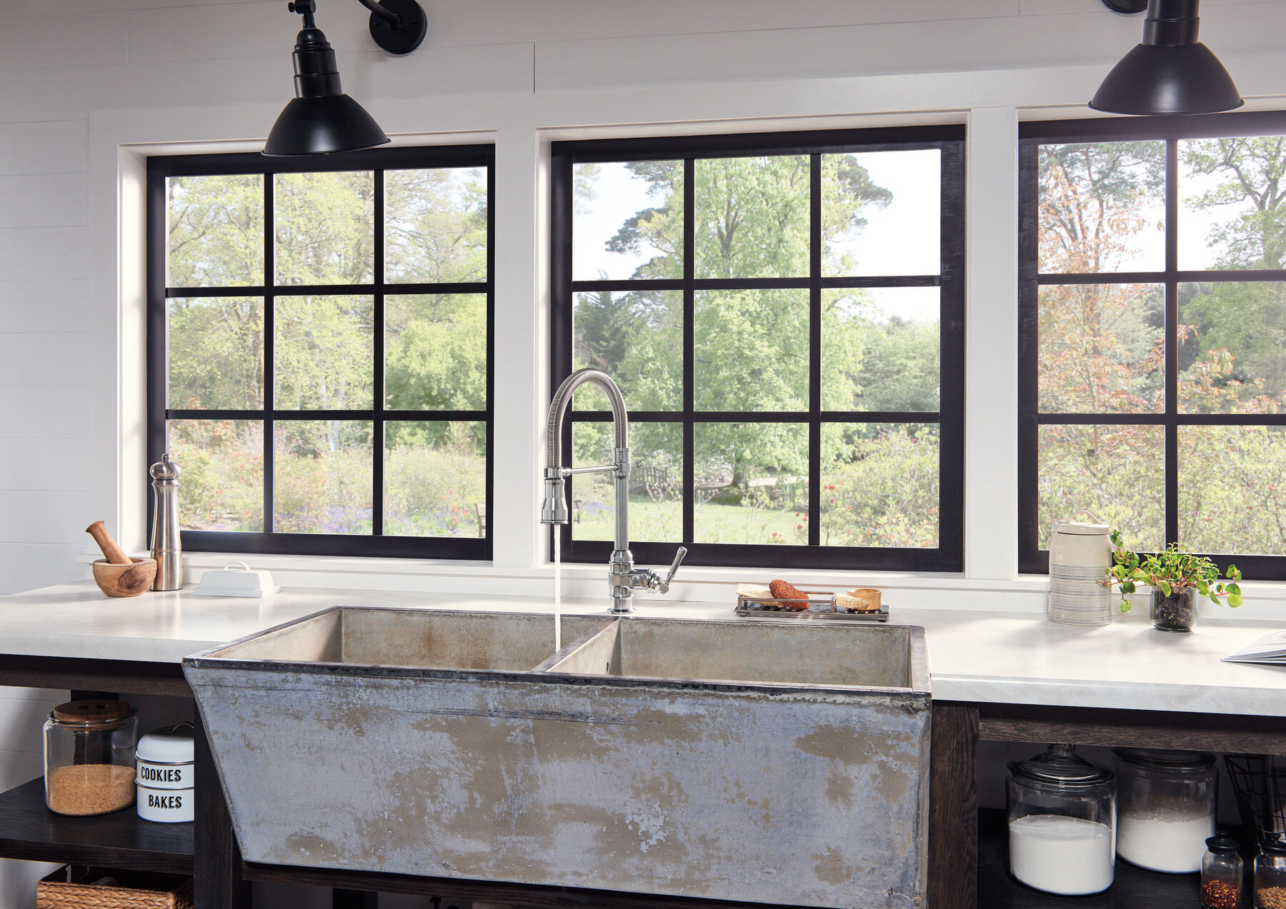 Single Handle Pull-Down Kitchen Faucet With Spring Spout, image 4