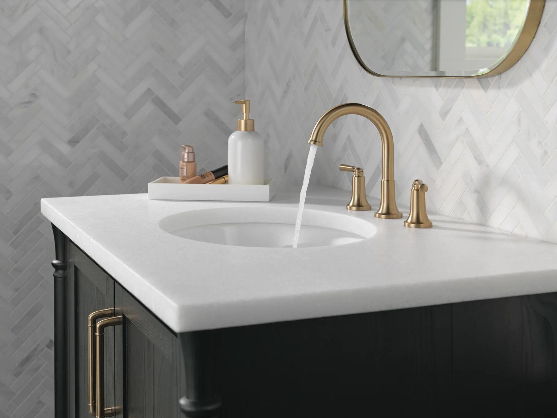 Two Handle Widespread Bathroom Faucet (Recertified)