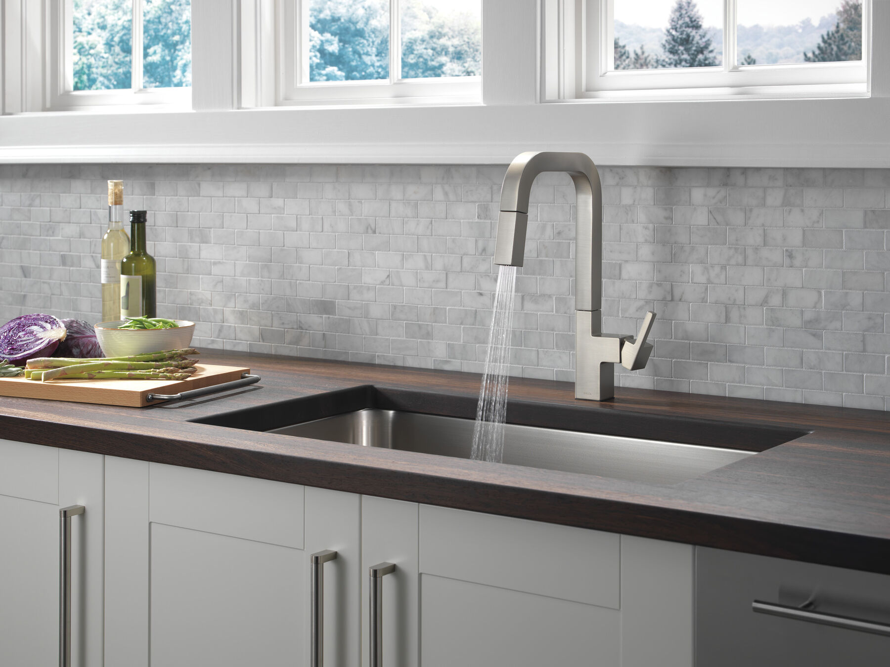 Single-Handle Pull-Down Kitchen Faucet, image 7