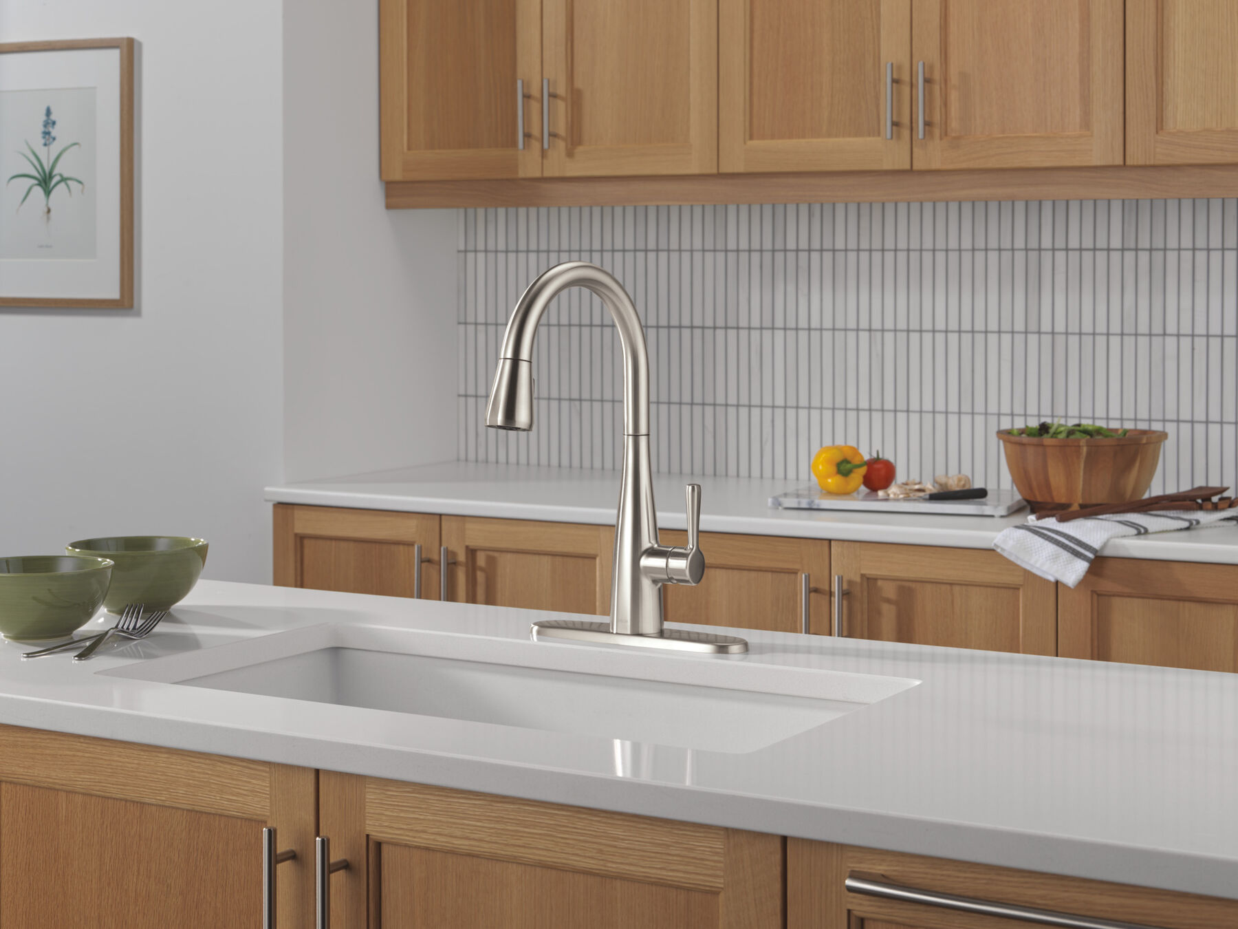 Single Handle Pull-Down Kitchen Faucet, image 2