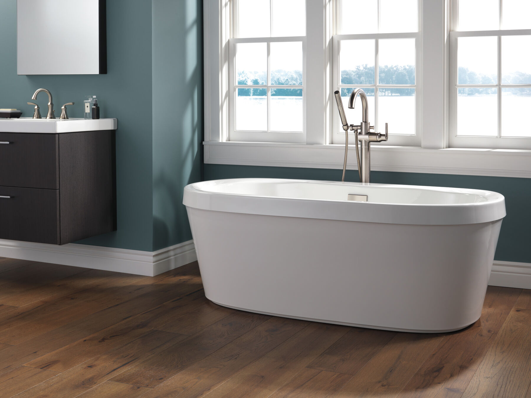 Contemporary Floor-Mount Tub Filler Trim (Recertified), image 1