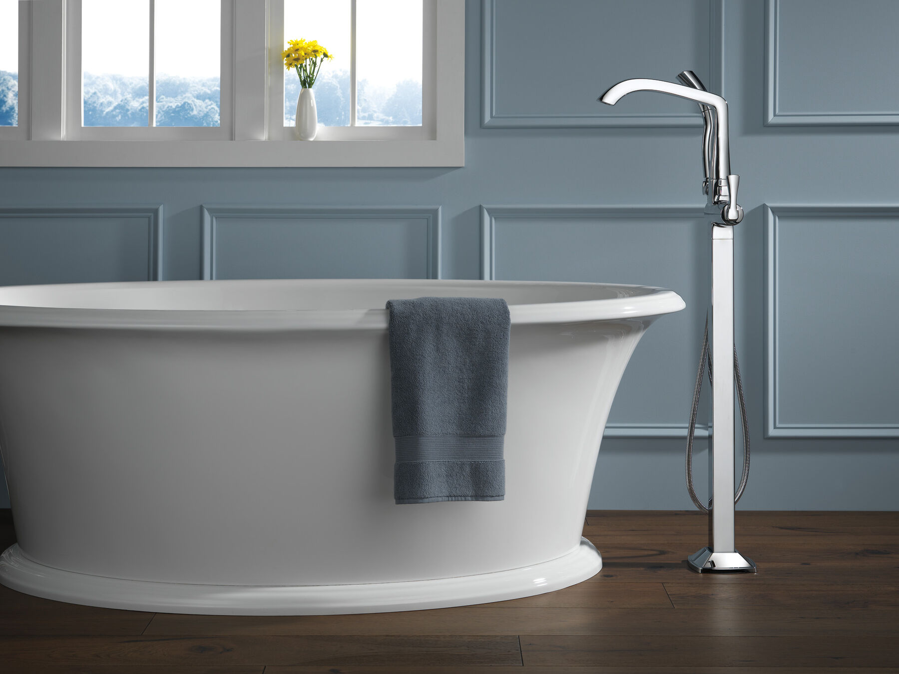 Single Handle Floor Mount Tub Filler Trim