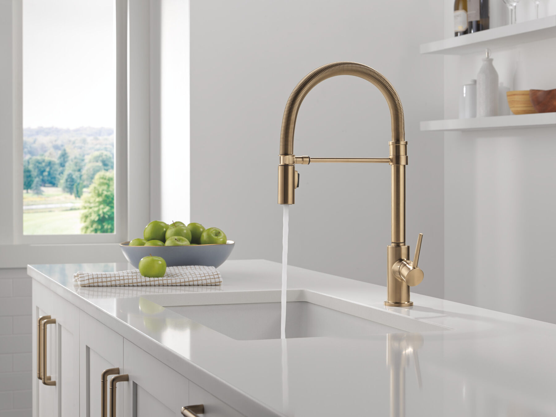 Single-Handle Pull-Down Spring Kitchen Faucet, image 7