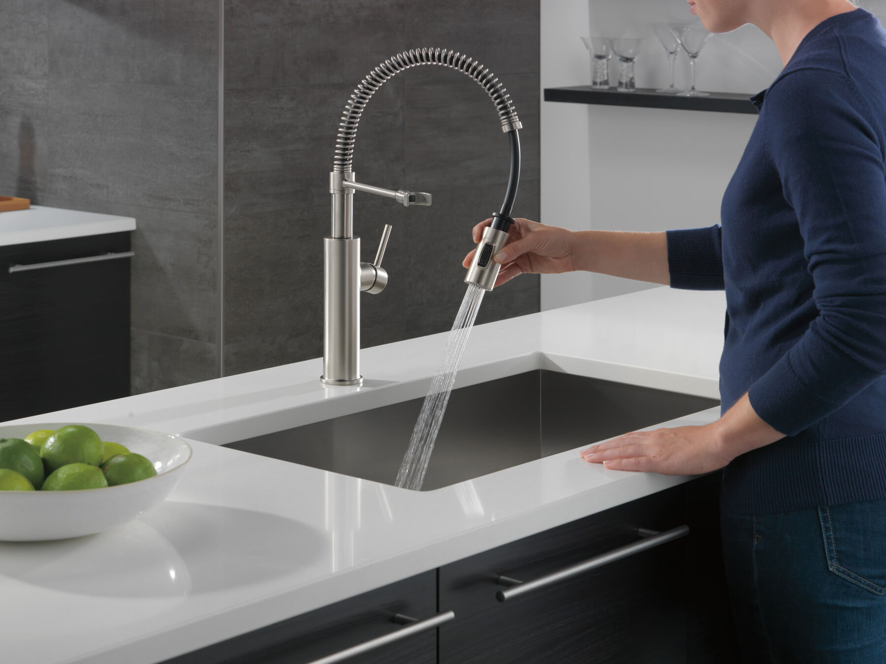 Single-Handle Pull-Down Spring Kitchen Faucet (Recertified), image 3