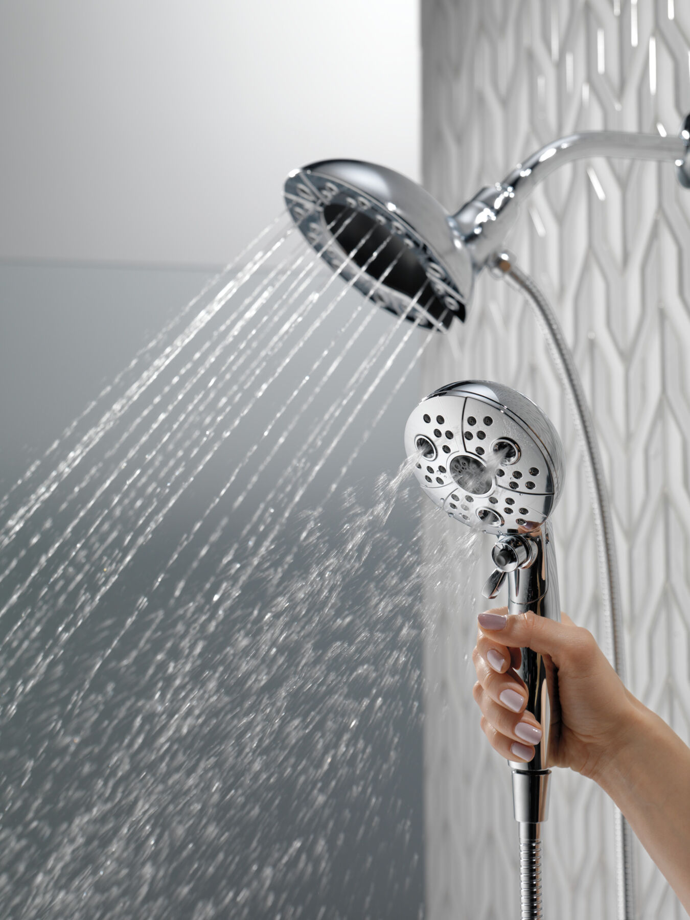 H<sub>2</sub>Okinetic&reg; In2ition&reg; 5-Setting Two-in-One Shower