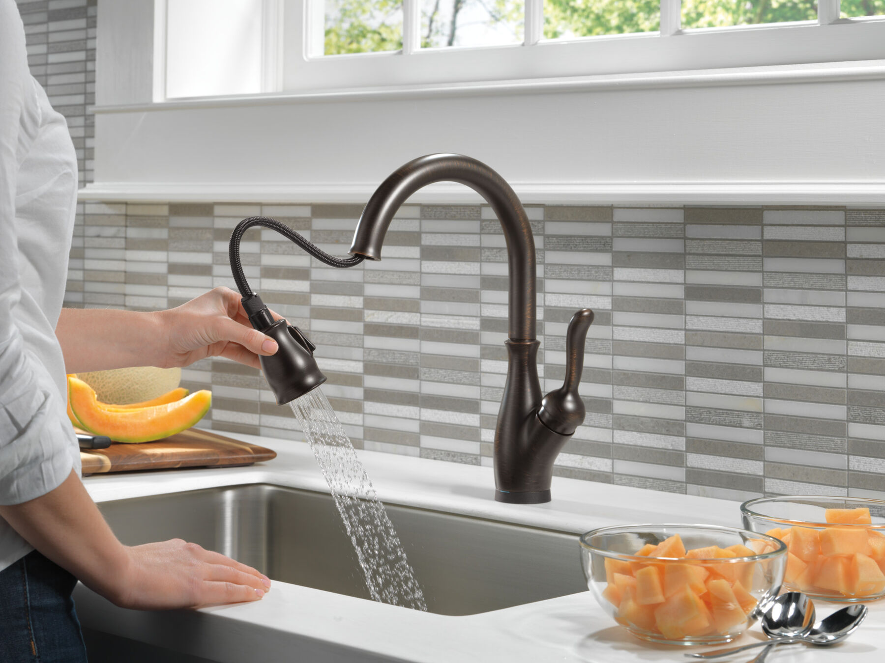 Kitchen Faucet with Soap Bundles