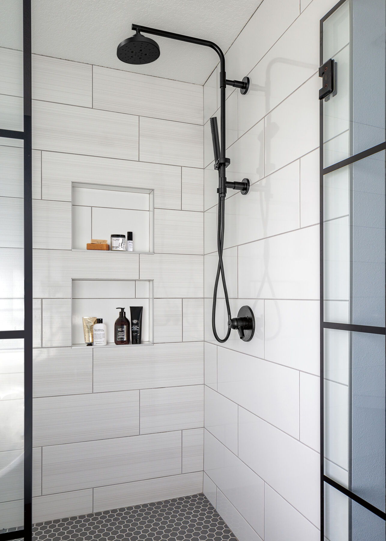 H<sub>2</sub>Okinetic&reg; 5-Setting Contemporary Raincan Shower Head (Recertified)