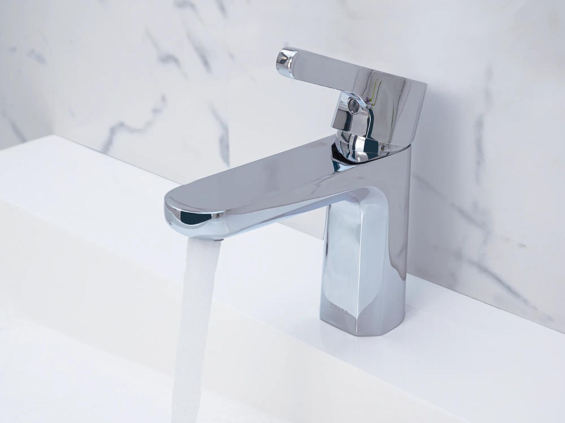 Single Handle Single-Hole Lavatory Faucet
