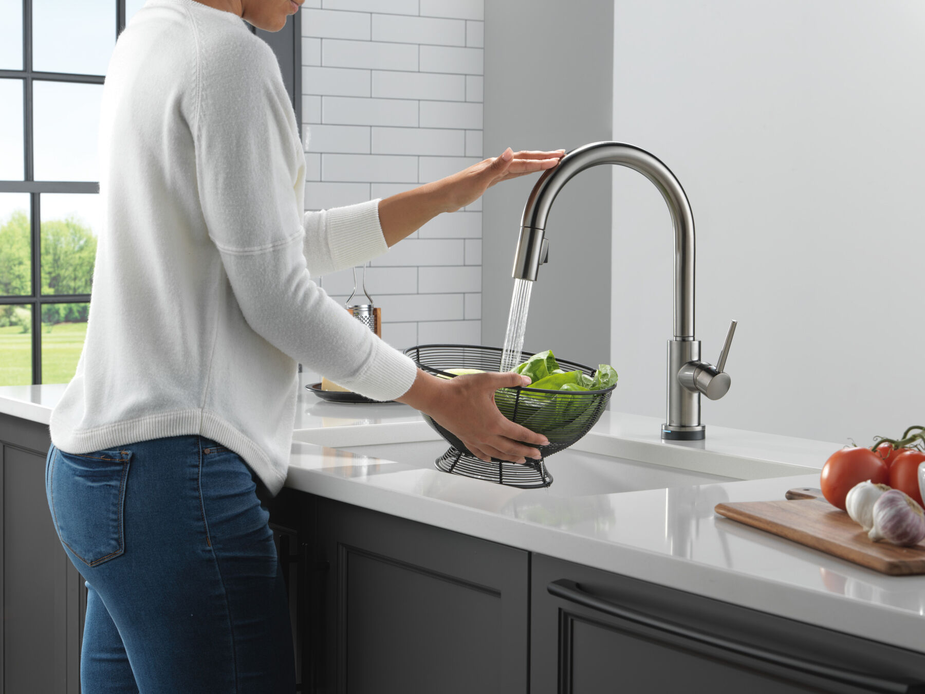VoiceIQ&reg; Kitchen Faucet with Touch<sub>2</sub>O&reg; Technology with Touchless Technology