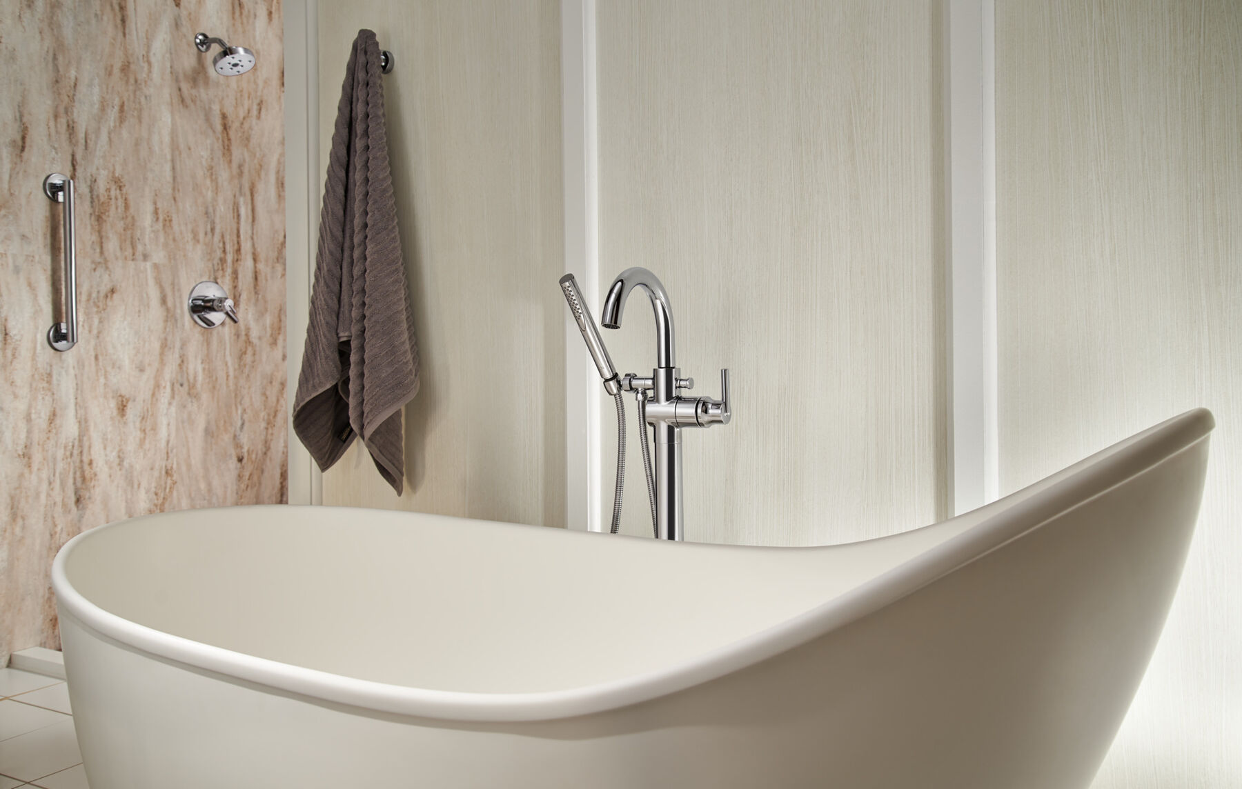 Single Handle Floor Mount Tub Filler Trim with Hand Shower (Recertified)