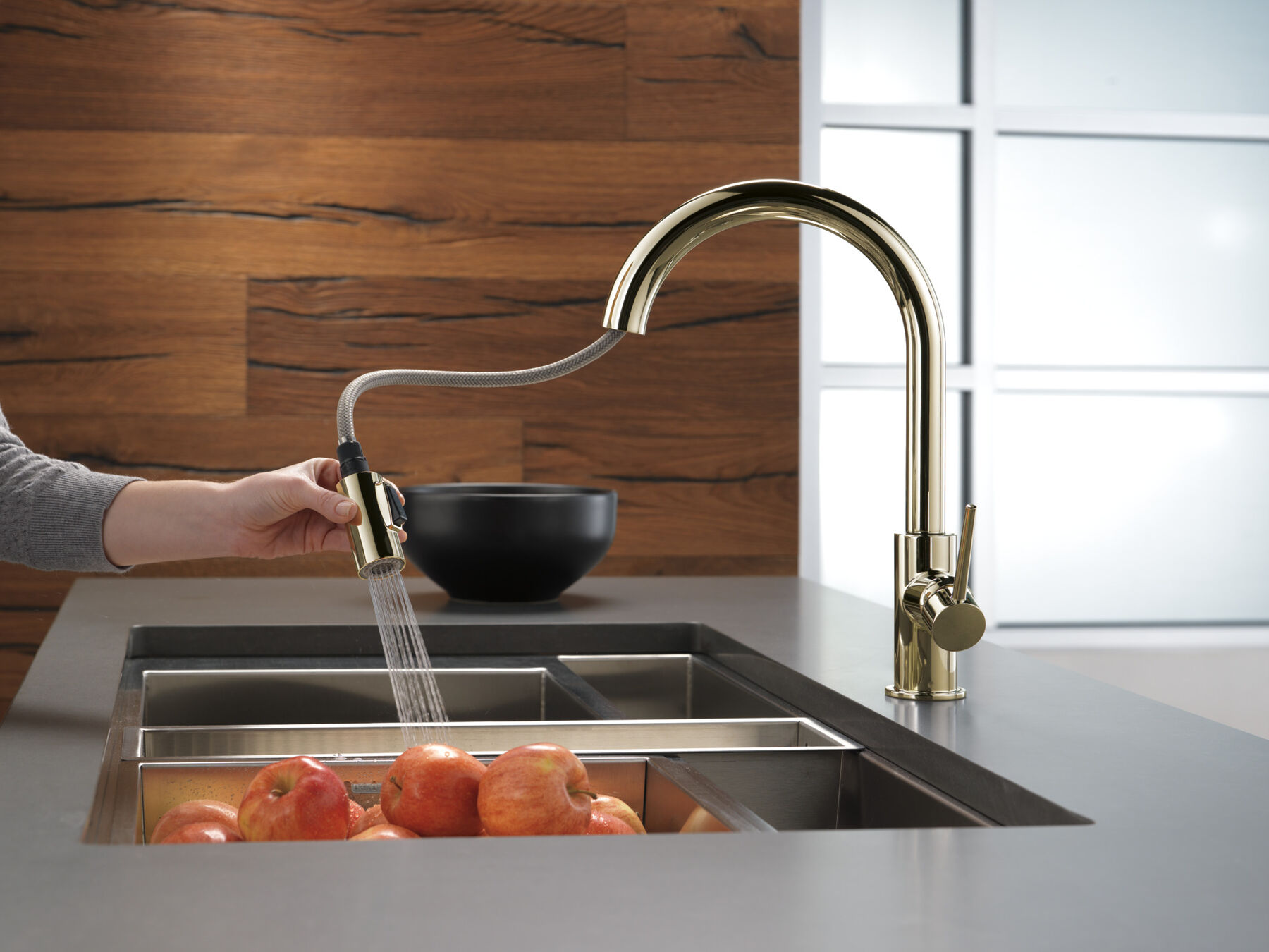 Single Handle Pull-Down Kitchen Limited Swivel