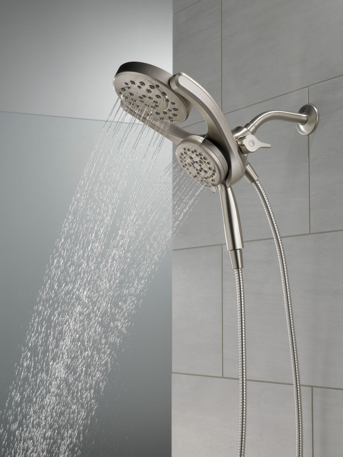 HydroRain&reg; 4-Setting Two-in-One Shower Head (Recertified)