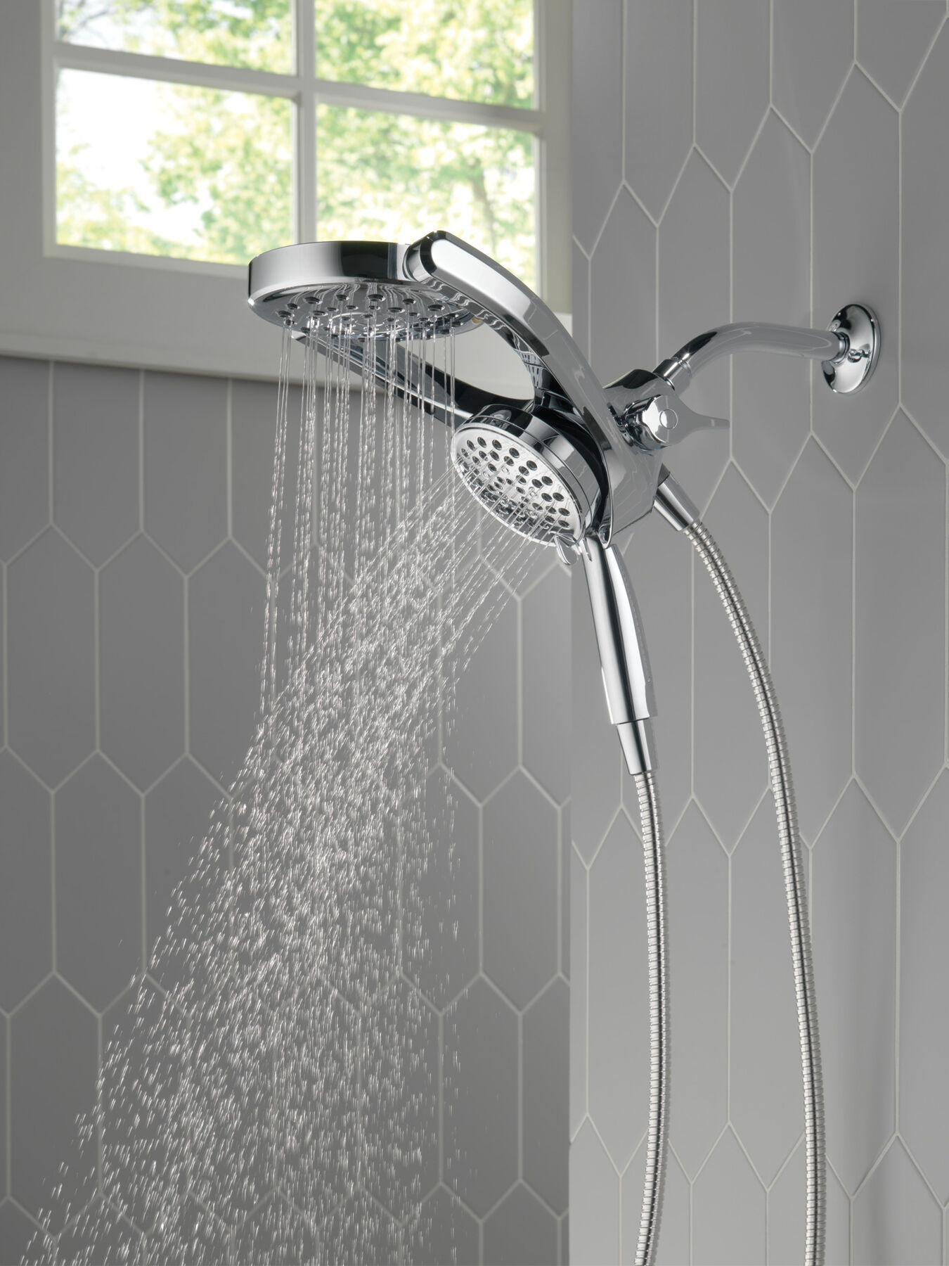 HydroRain&reg; 4-Setting Two-in-One Shower Head (Recertified)