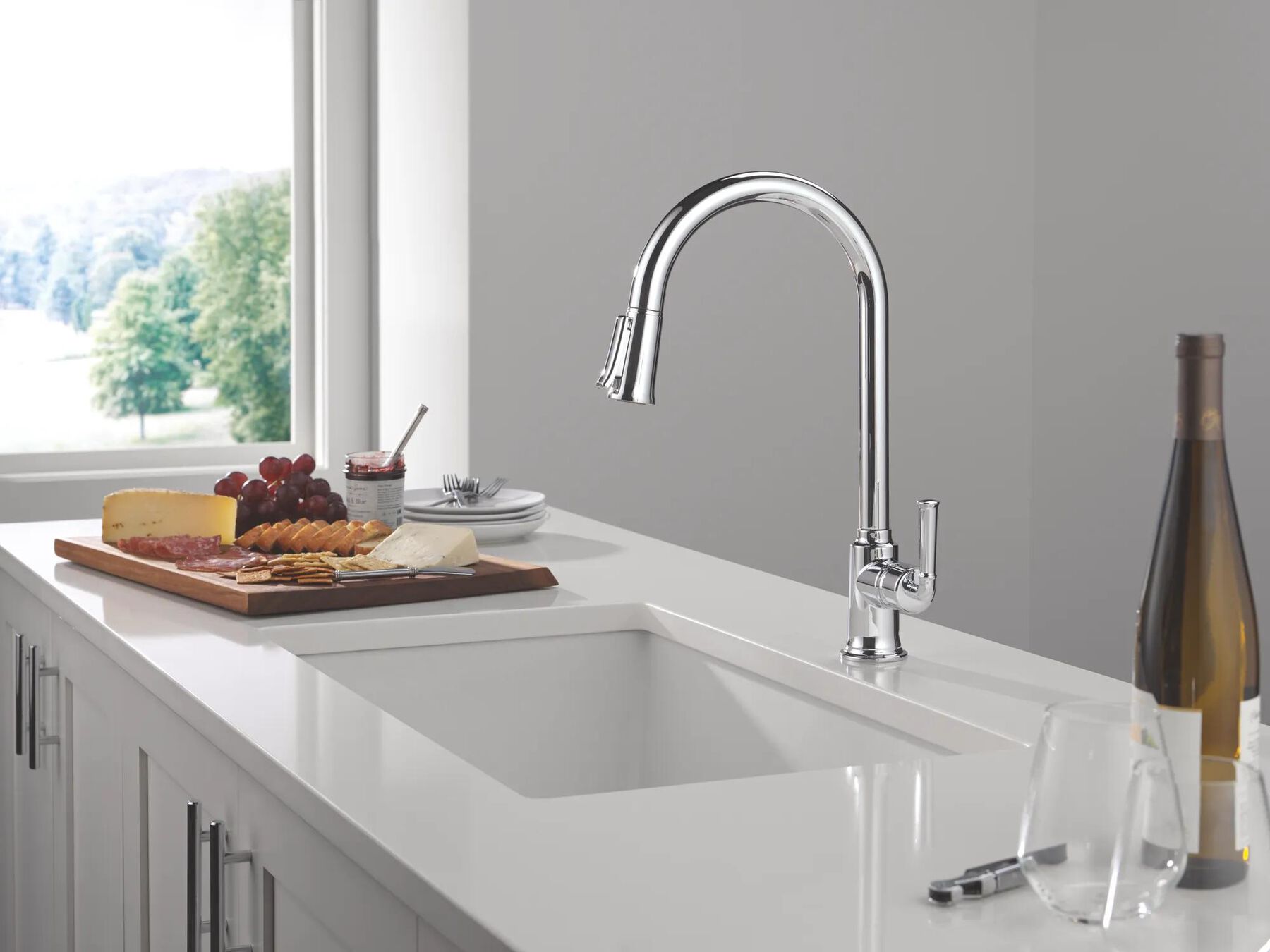 Single Handle Kitchen Pull-Down Faucet
